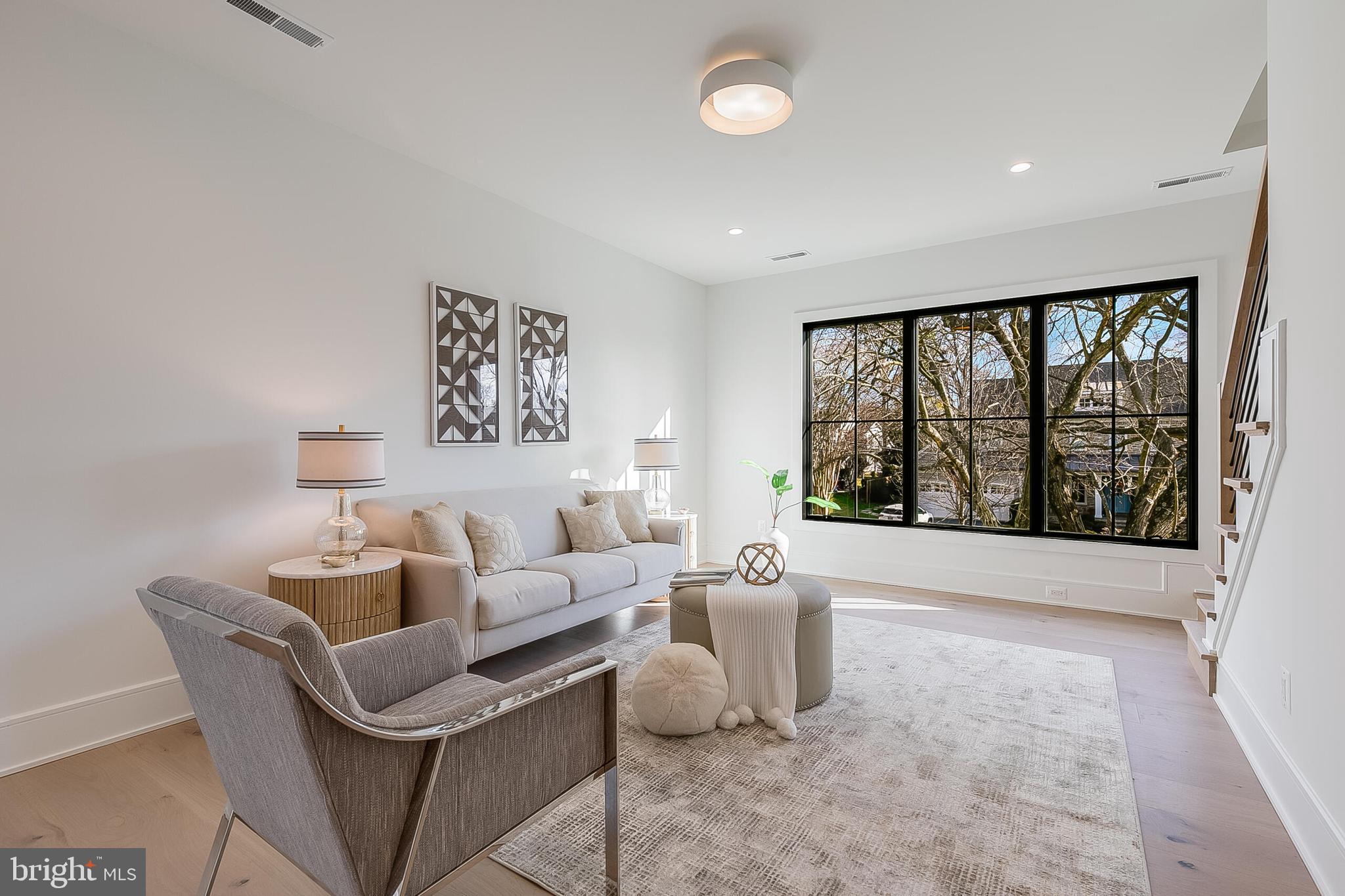 RUCKERS LANGLEY - Residential