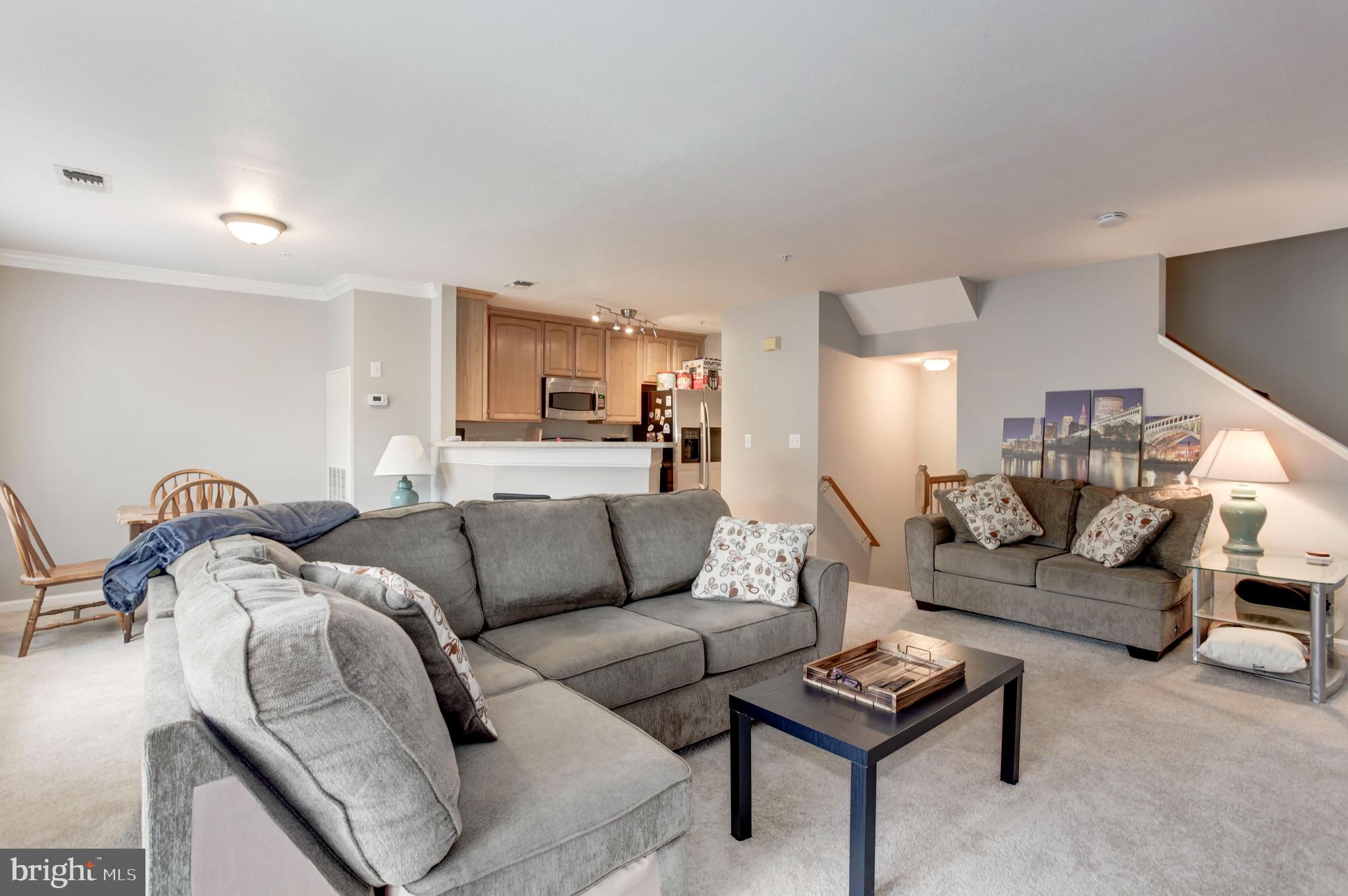 GATES OF FAIR LAKES - Residential Lease