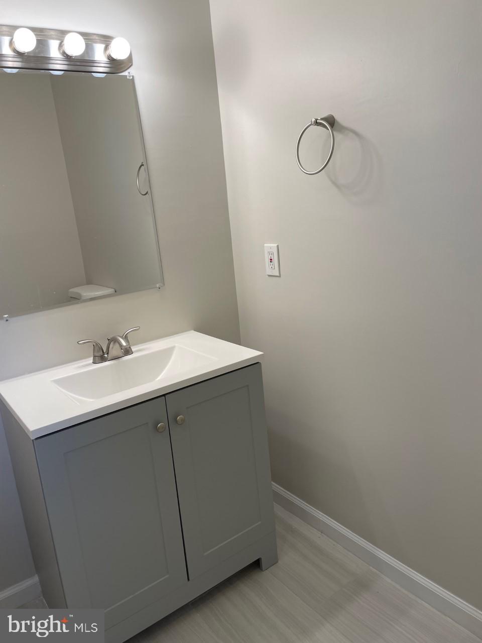 CLOVERFIELDS - Residential Lease