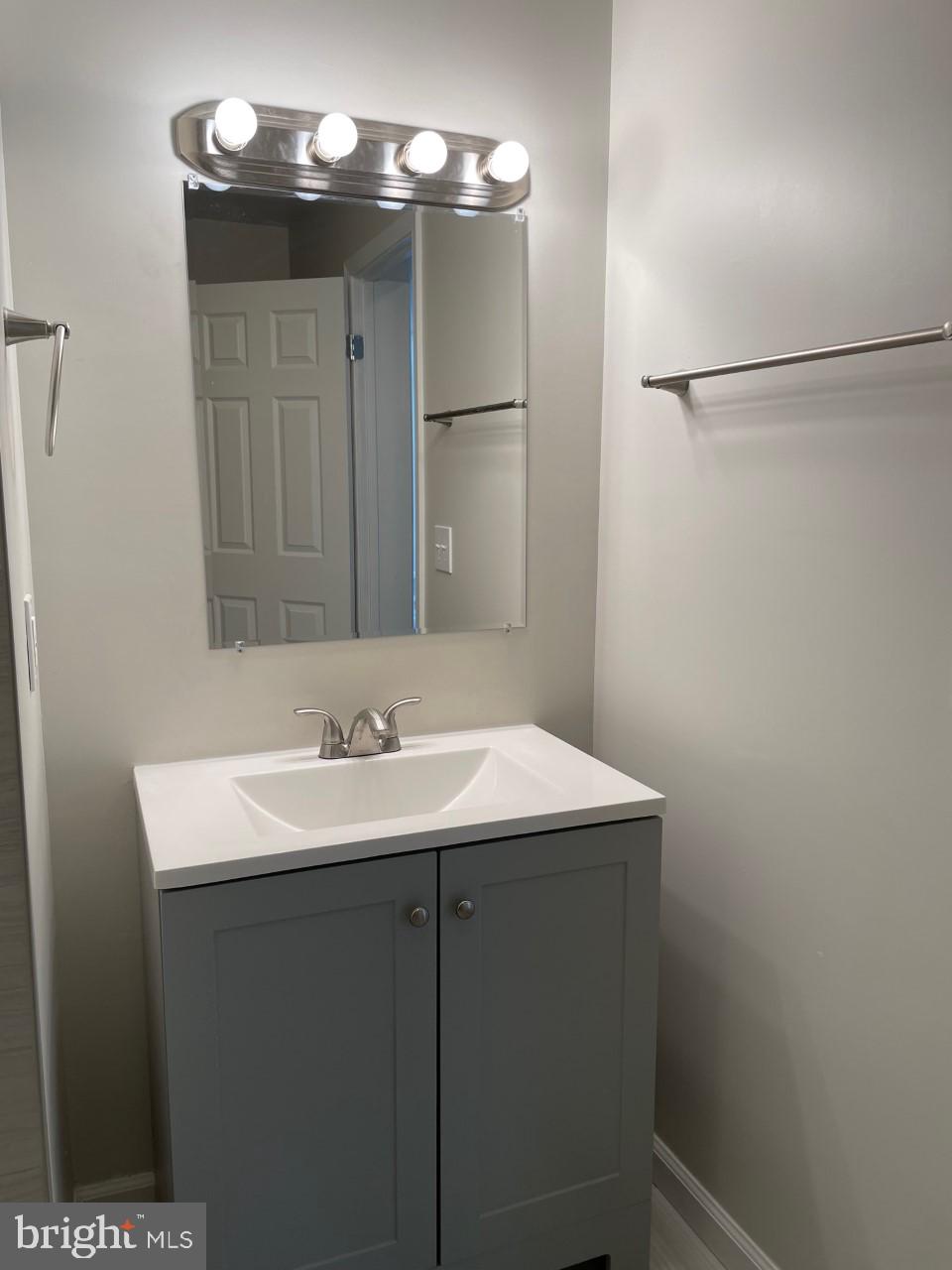 CLOVERFIELDS - Residential Lease