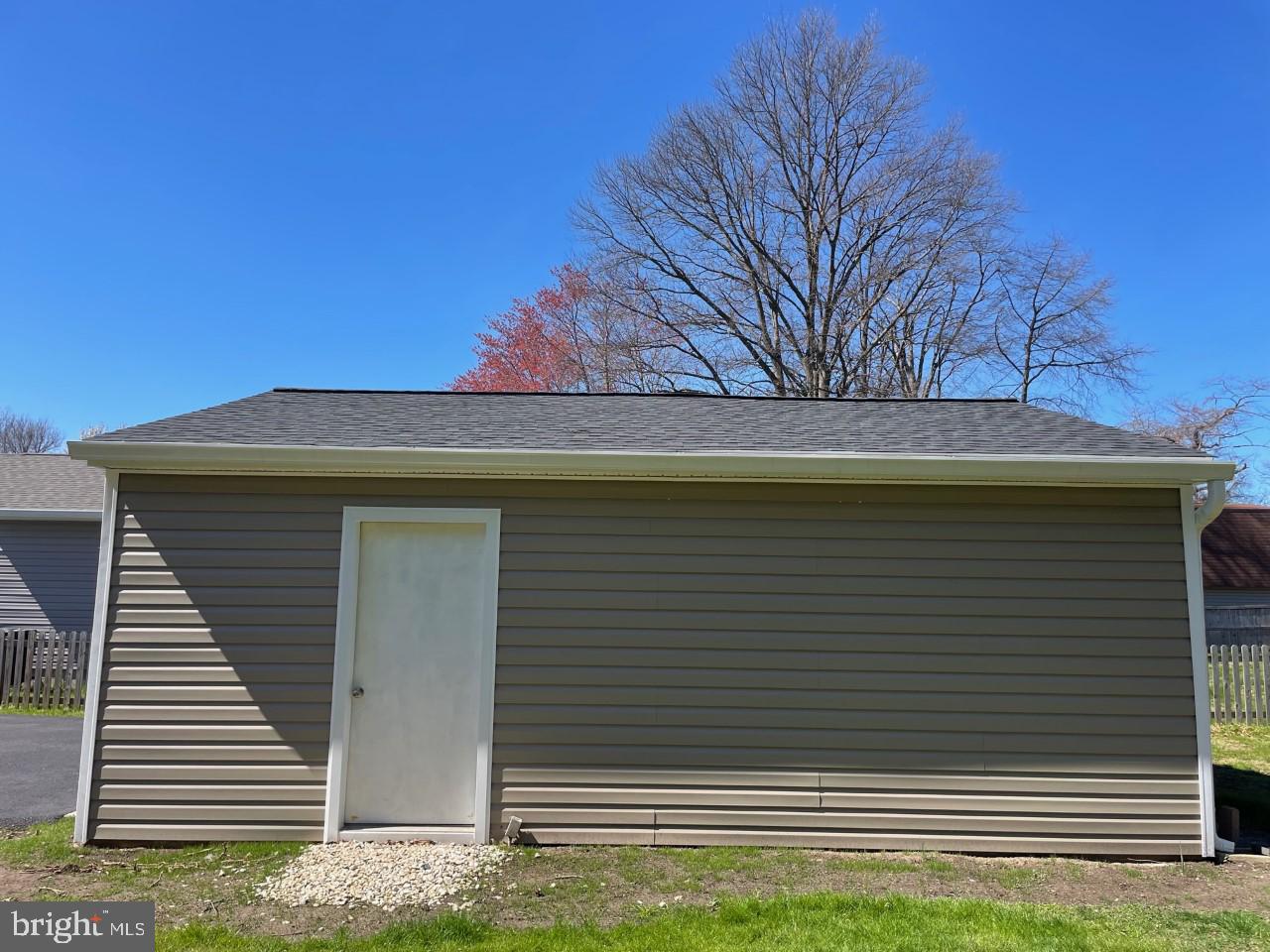 CLOVERFIELDS - Residential Lease