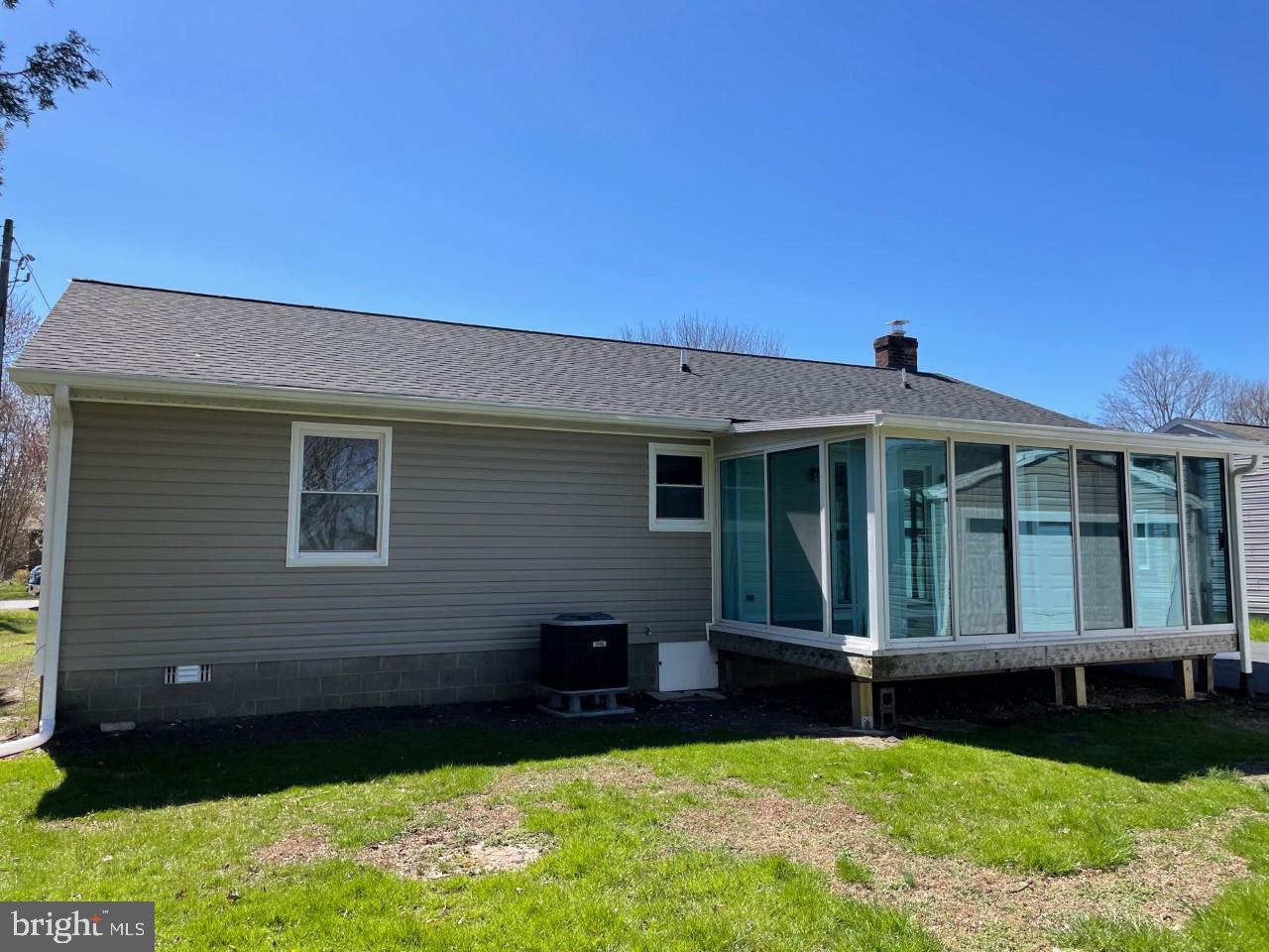 CLOVERFIELDS - Residential Lease