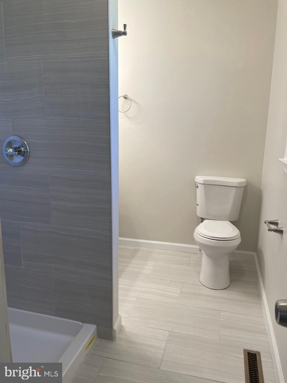 CLOVERFIELDS - Residential Lease