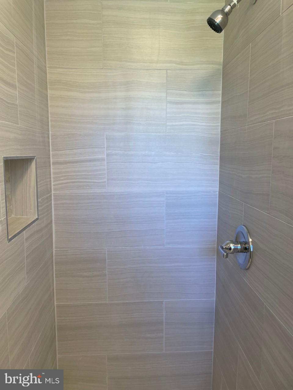 CLOVERFIELDS - Residential Lease