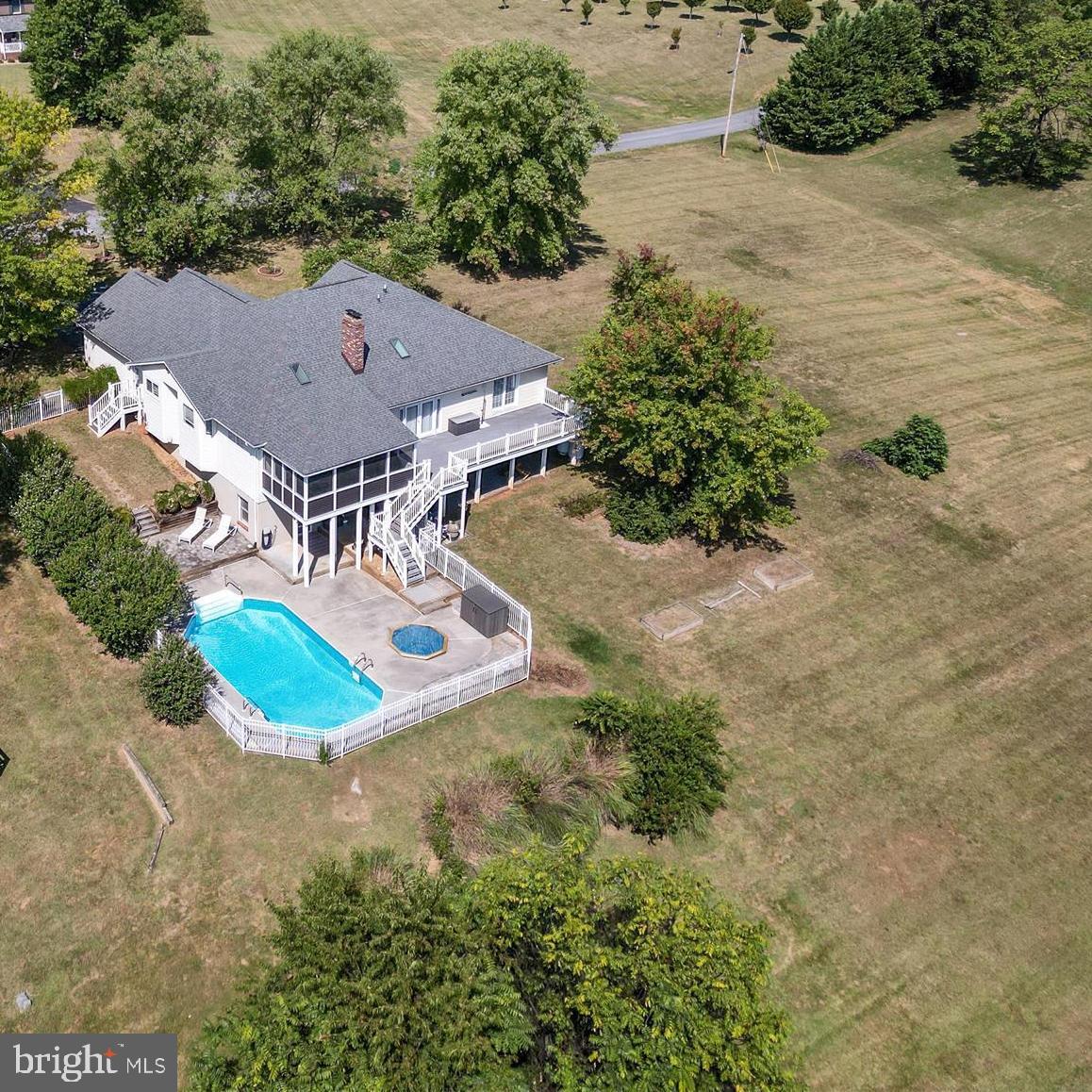 PUNKIN RIDGE ESTATES - Residential