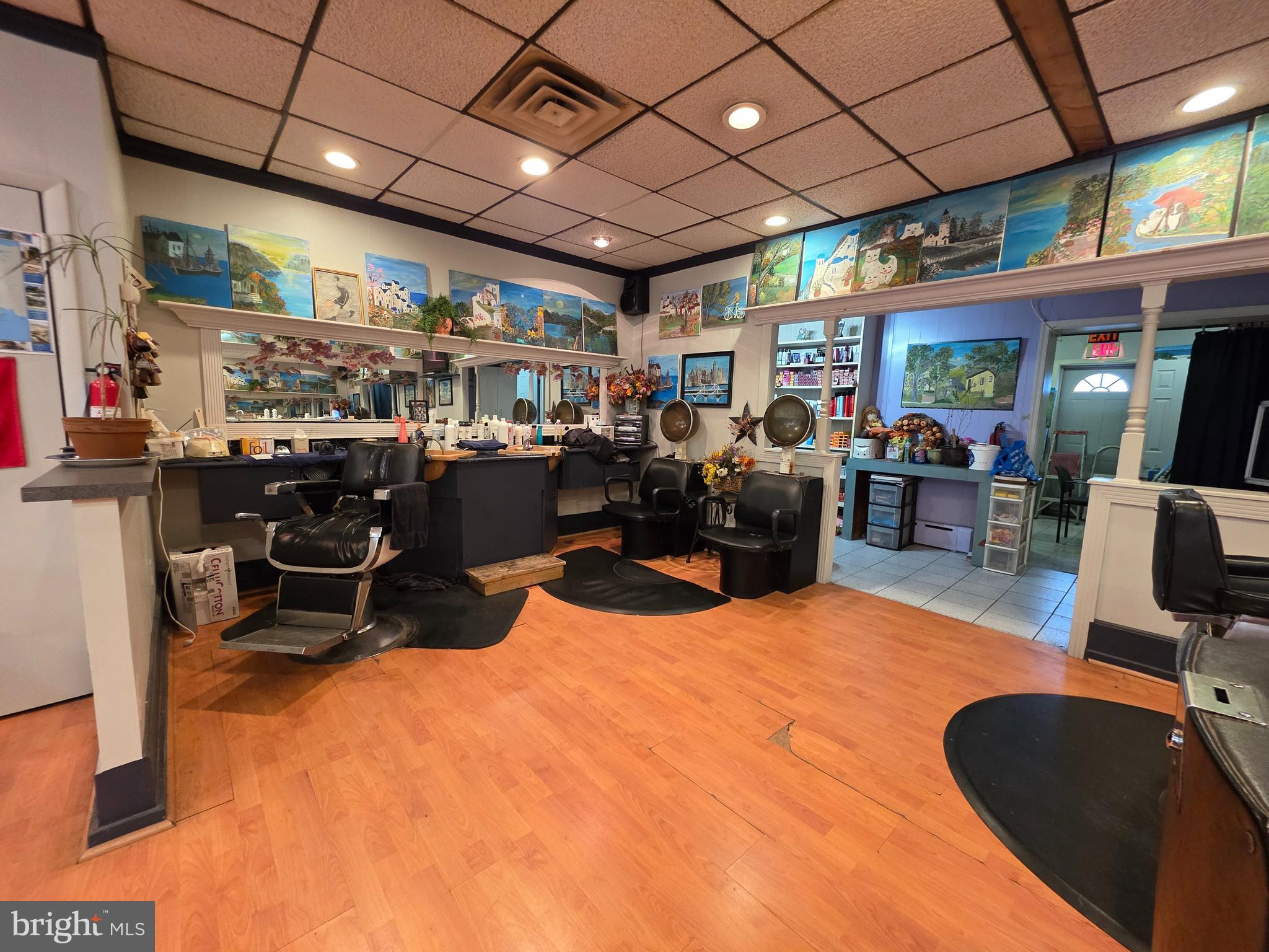 MEDIA - Commercial Sale