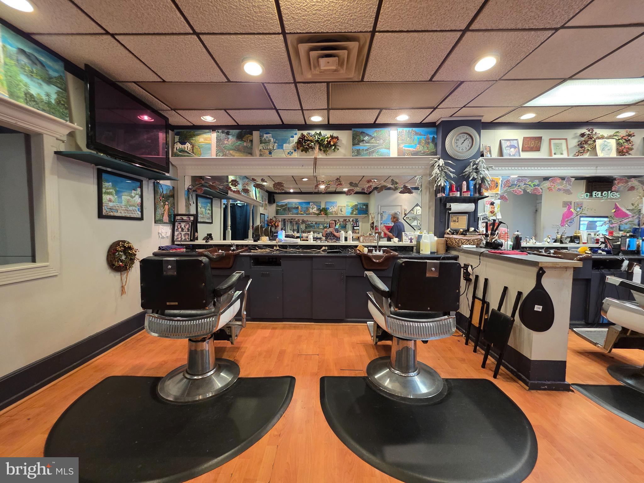 MEDIA - Commercial Sale