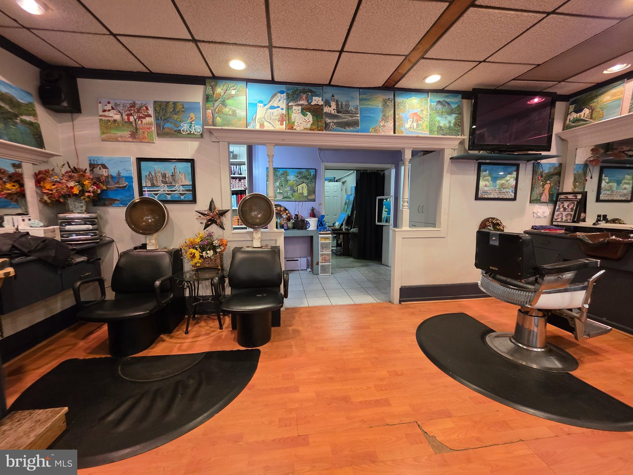 MEDIA - Commercial Sale