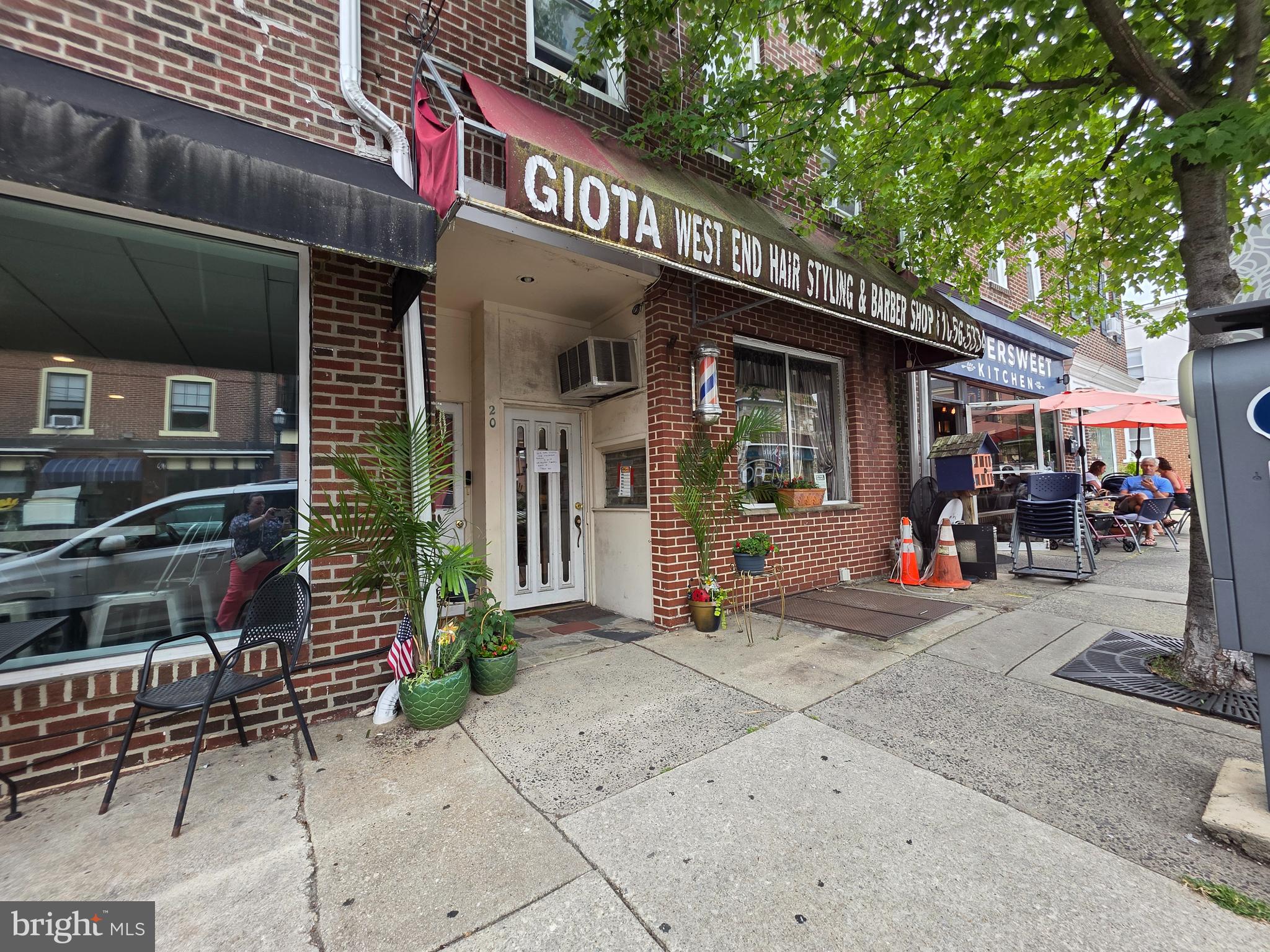 MEDIA - Commercial Sale