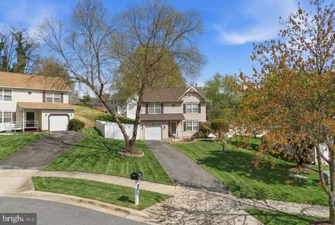 2006 CHITA COURT TEMPLE HILLS MD 20748