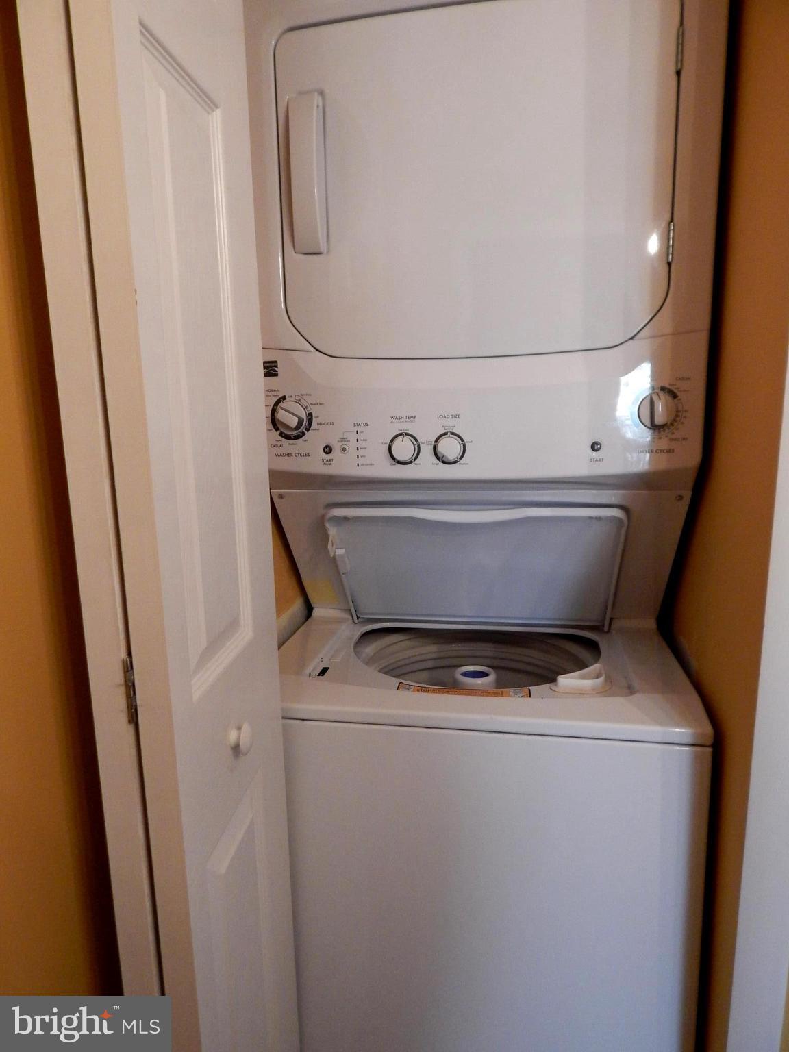 THOMPSON CREEK CONDOS - Residential Lease