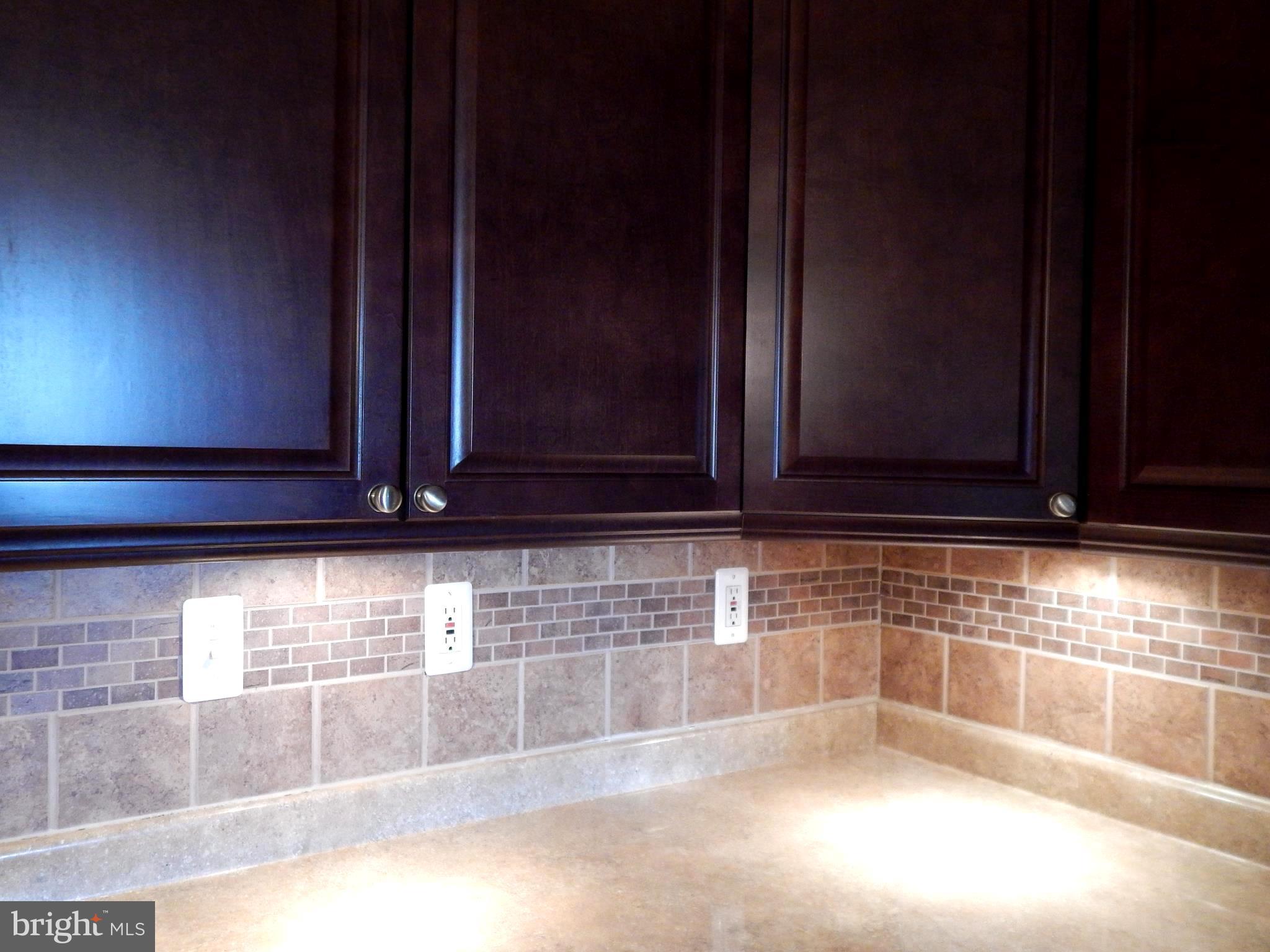 THOMPSON CREEK CONDOS - Residential Lease