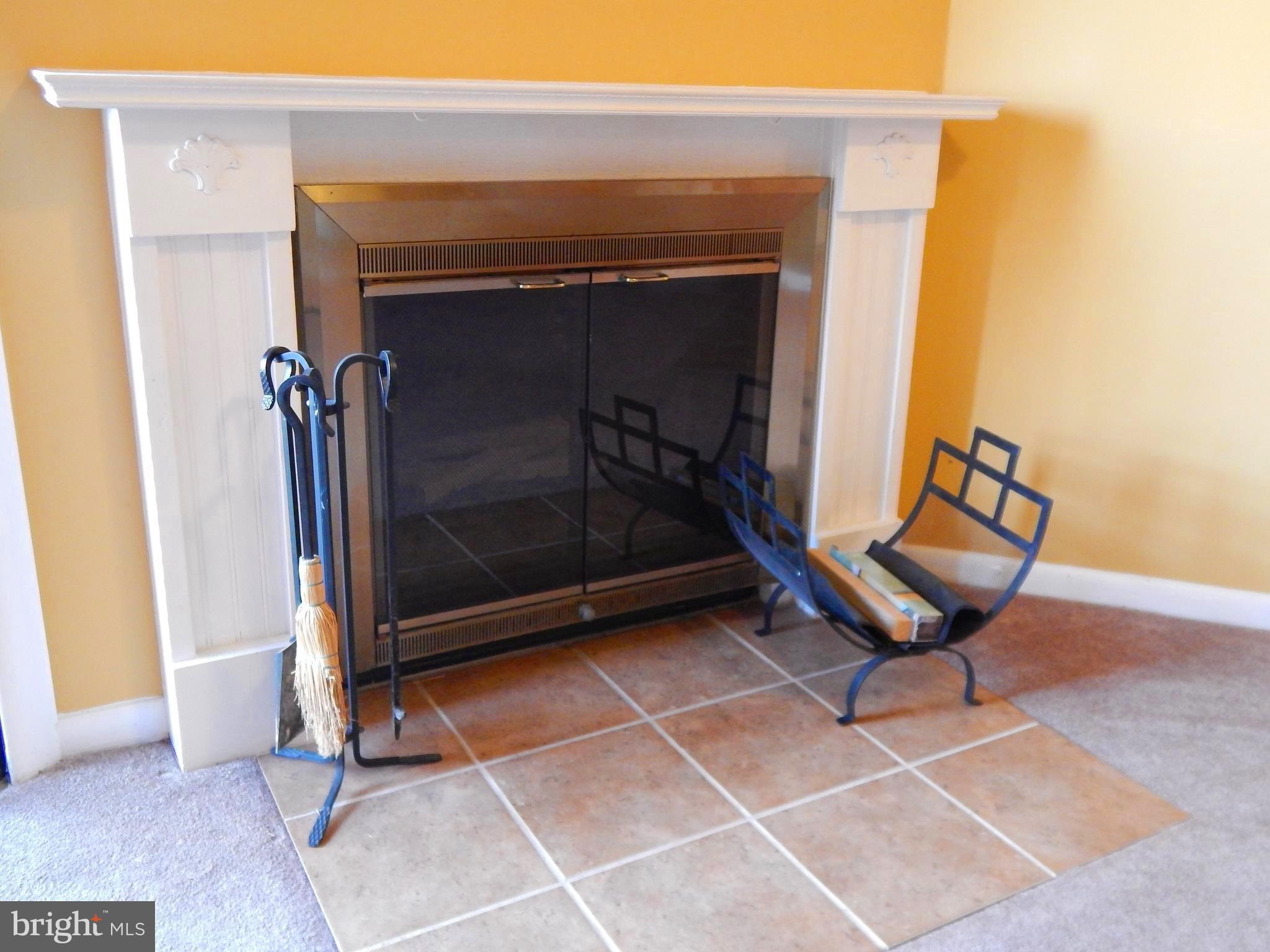 THOMPSON CREEK CONDOS - Residential Lease