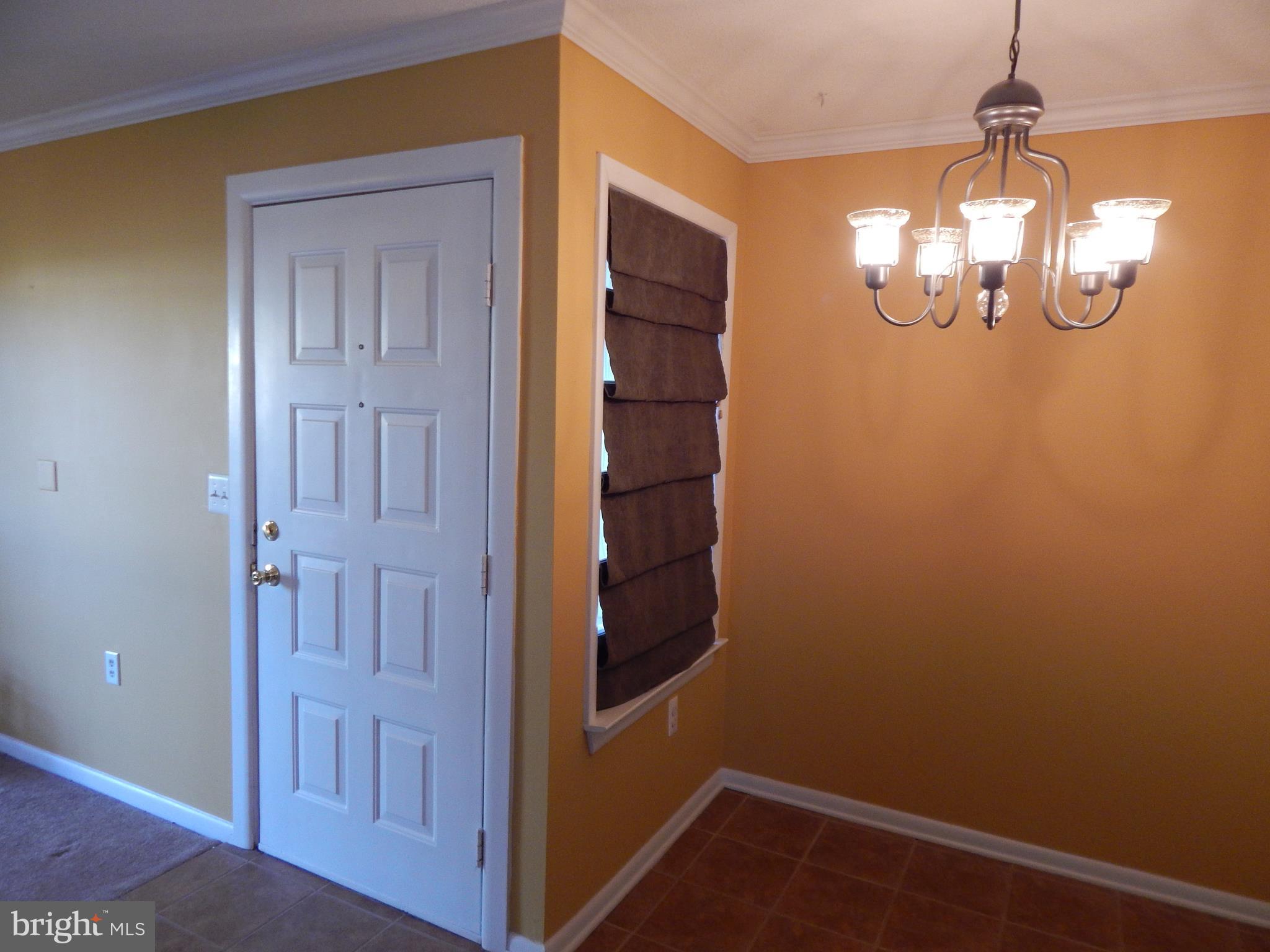 THOMPSON CREEK CONDOS - Residential Lease