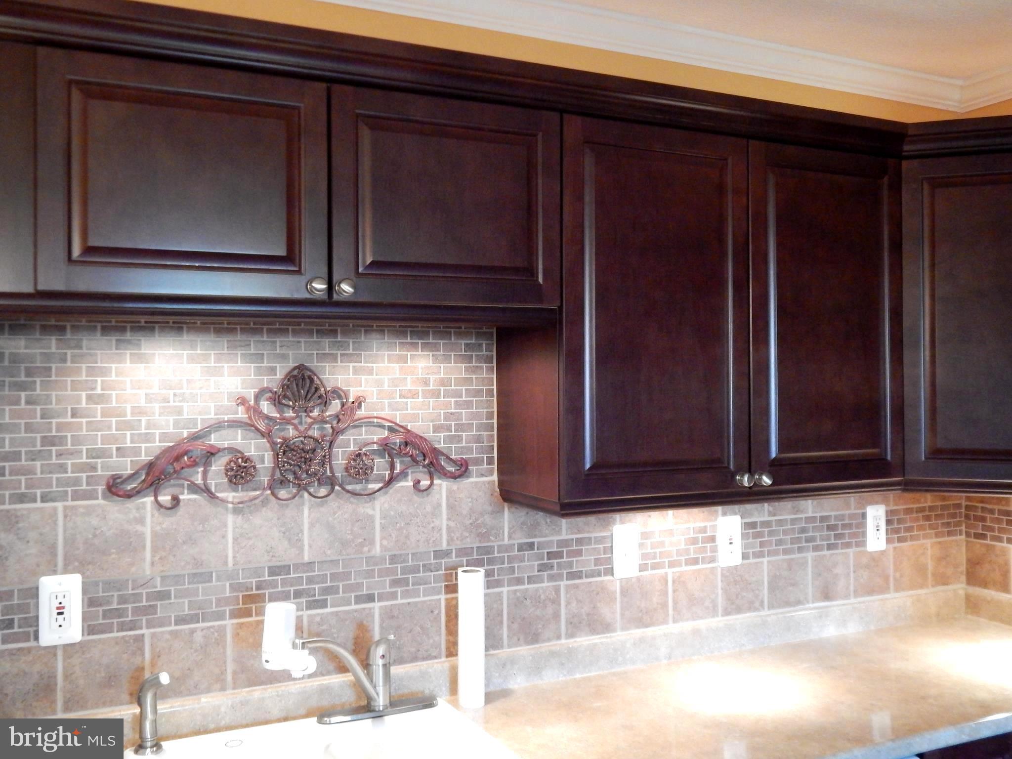 THOMPSON CREEK CONDOS - Residential Lease