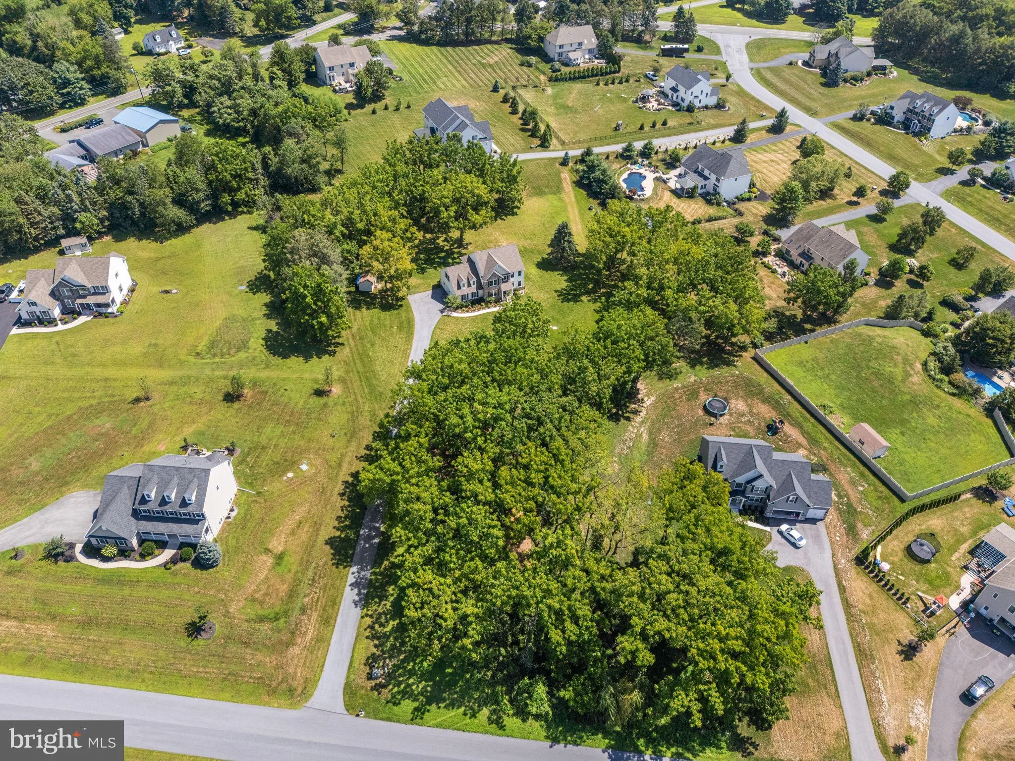 Breinigsville, Pennsylvania 18031, United States, 4 Bedrooms Bedrooms, ,3 BathroomsBathrooms,Residential,Pending,184873