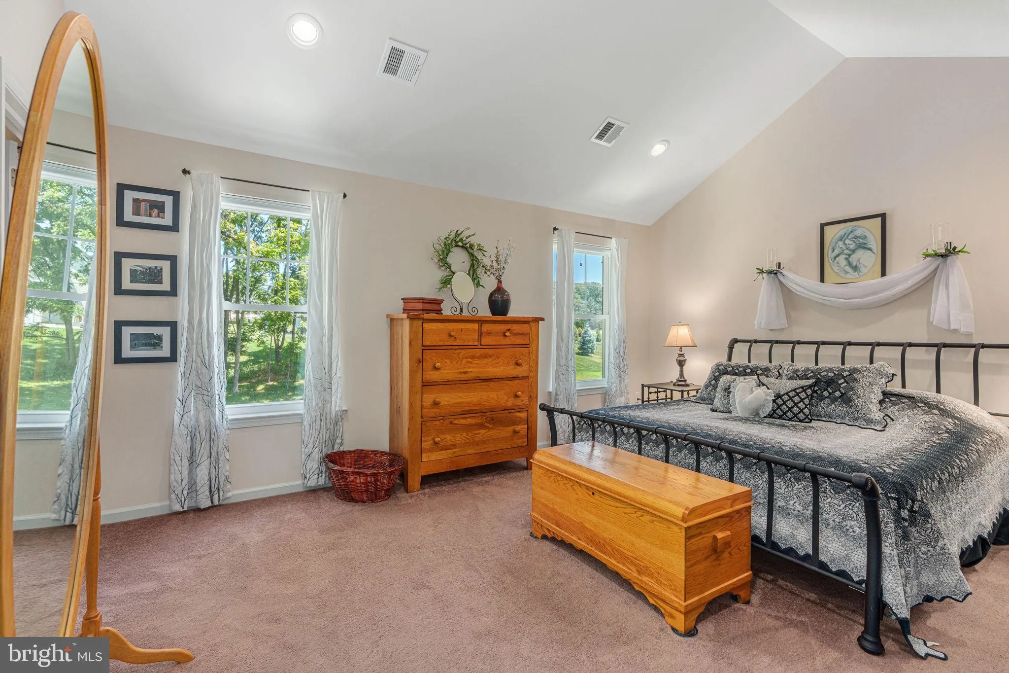 Breinigsville, Pennsylvania 18031, United States, 4 Bedrooms Bedrooms, ,3 BathroomsBathrooms,Residential,Pending,184873