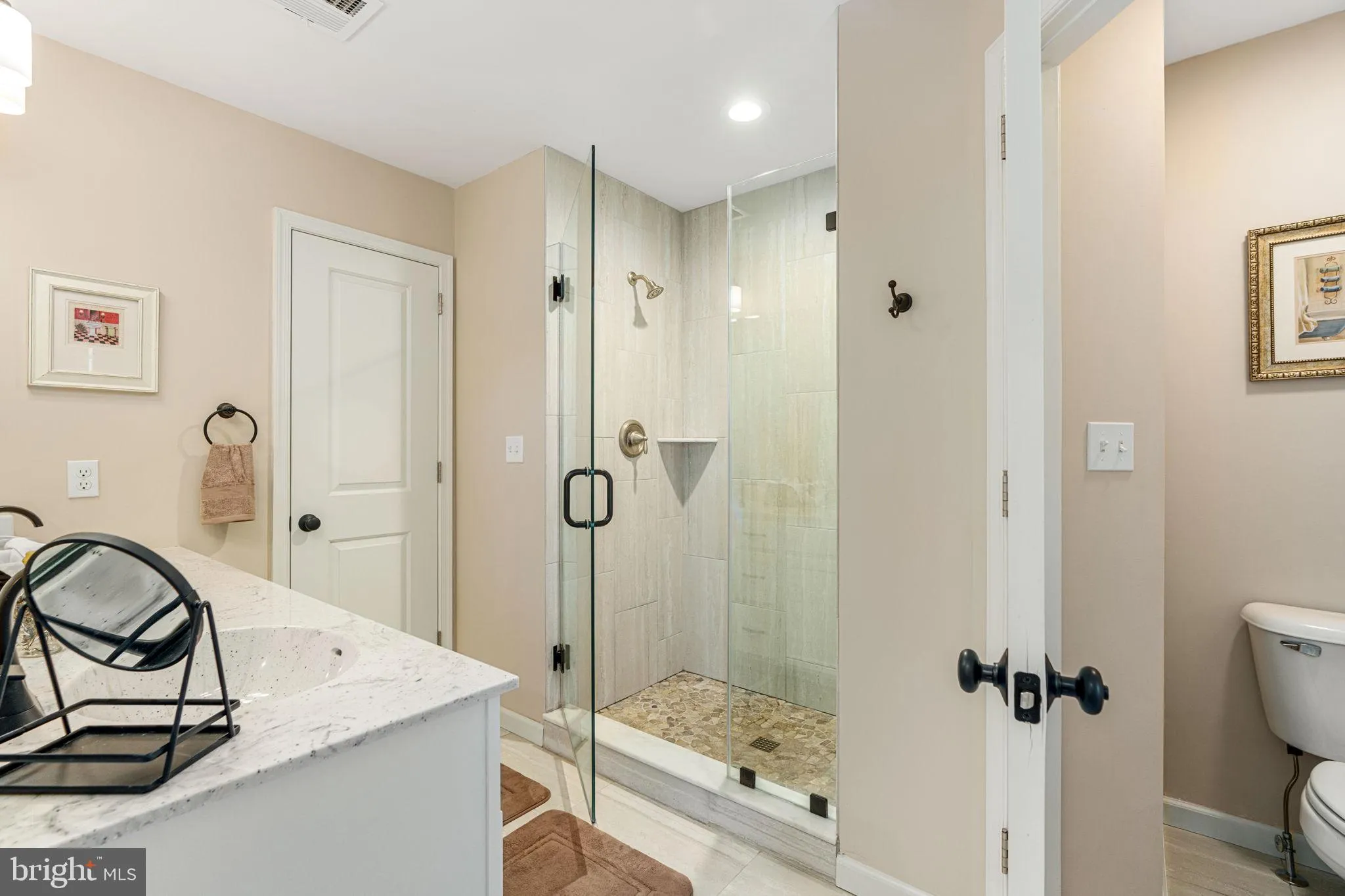 Breinigsville, Pennsylvania 18031, United States, 4 Bedrooms Bedrooms, ,3 BathroomsBathrooms,Residential,Pending,184873