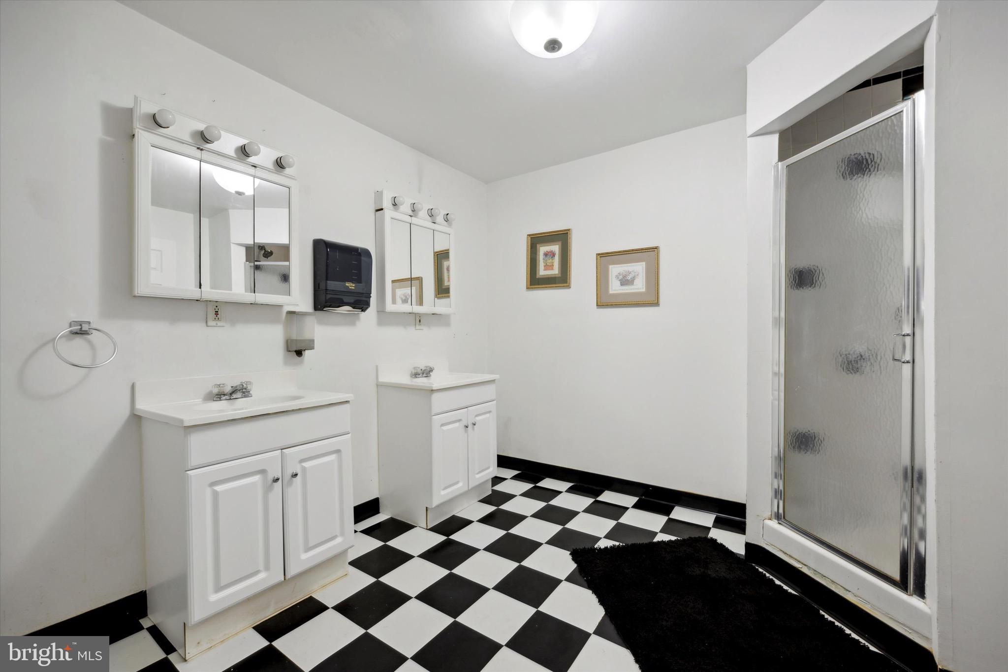 CONCORD CHASE - Residential