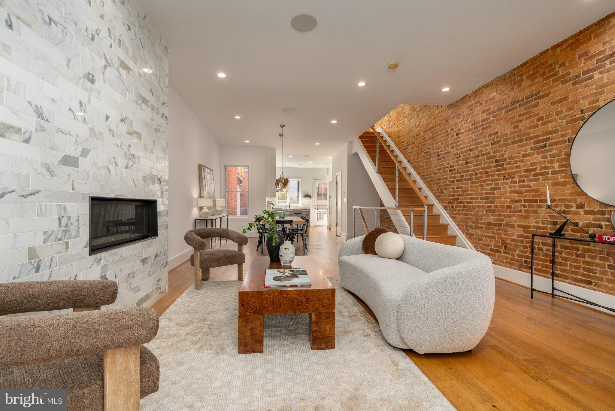944 WESTMINSTER STREET NW
