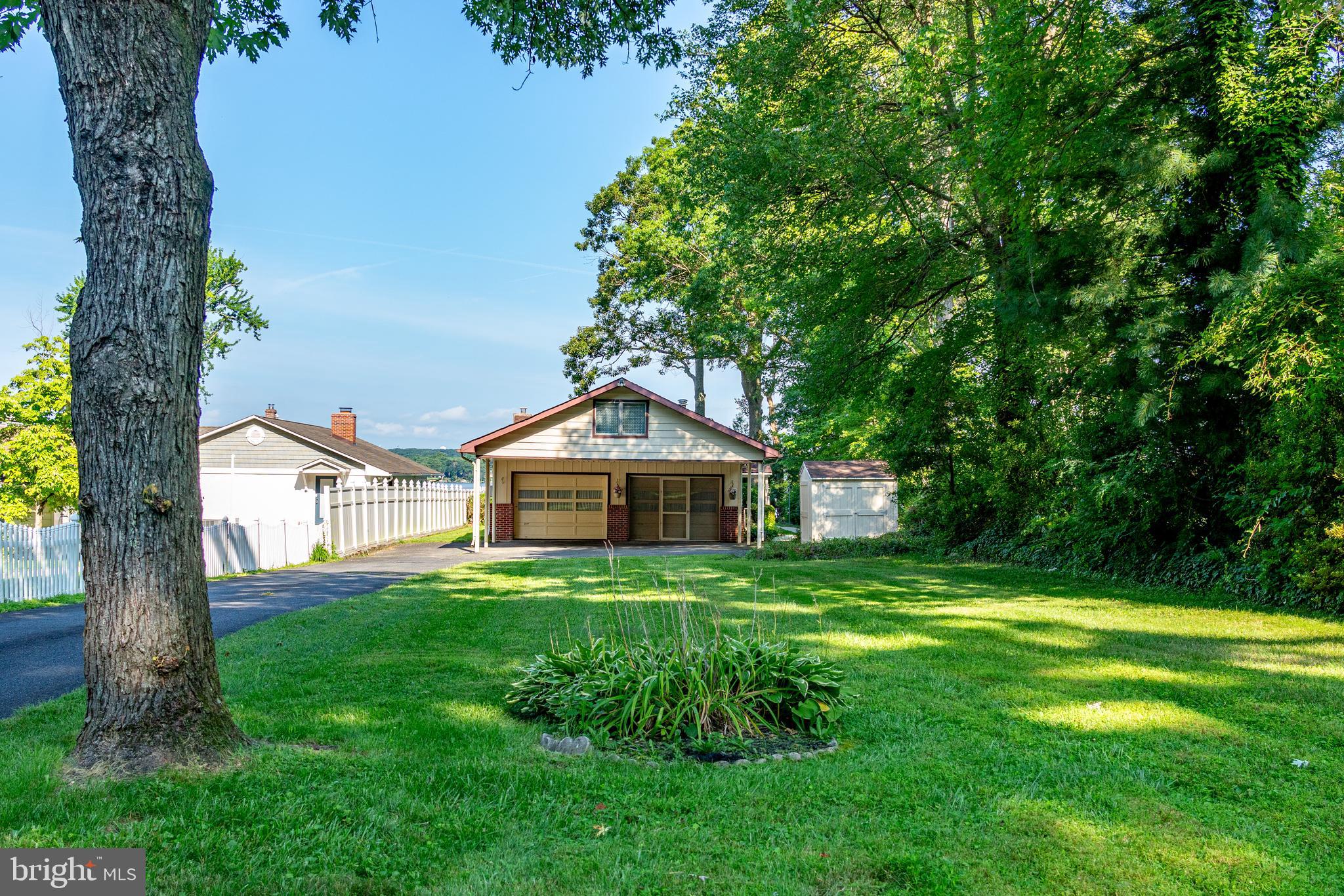 FOREST GREENS - Residential