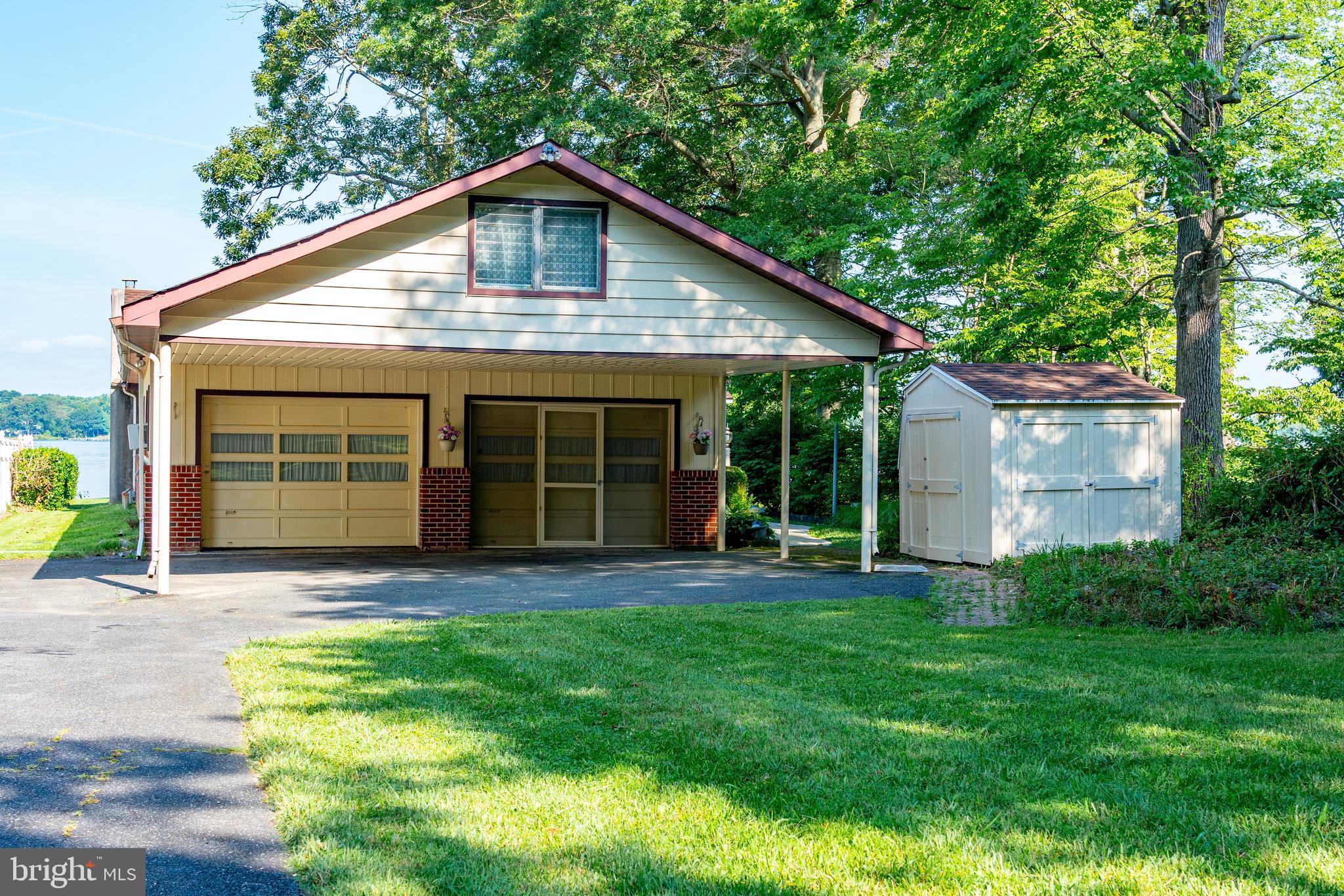 FOREST GREENS - Residential