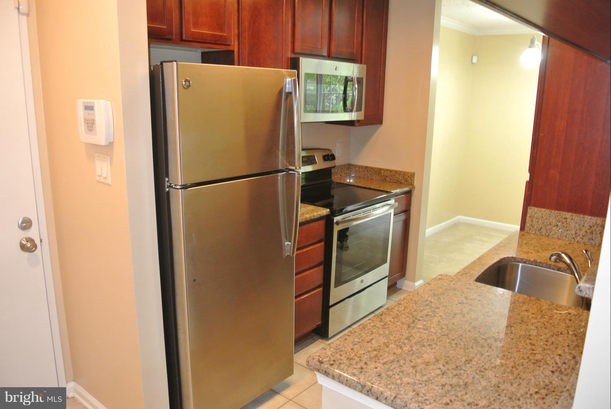 HIGH POINTE AT RIPPON LANDING - Residential