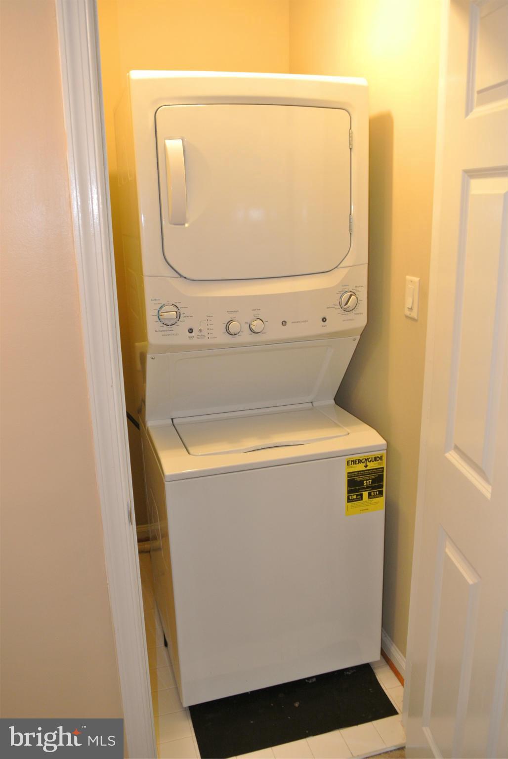 HIGH POINTE AT RIPPON LANDING - Residential