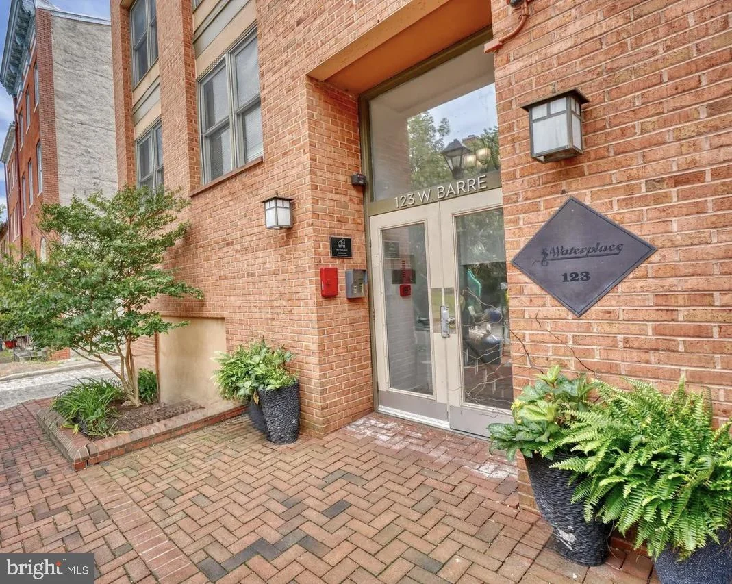 123 W Barre Street Unit PH-4