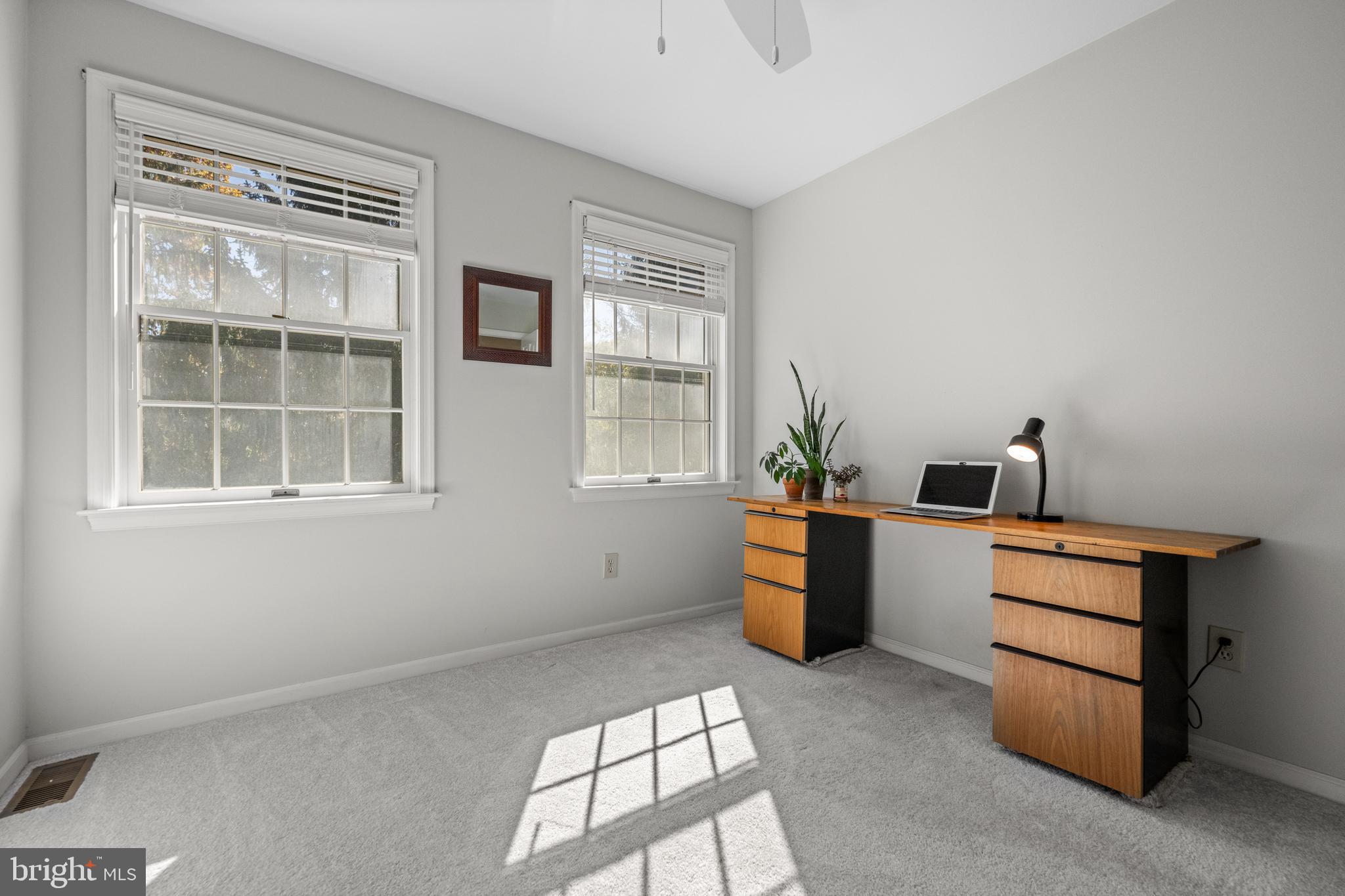 WOODLARK FARM - Residential