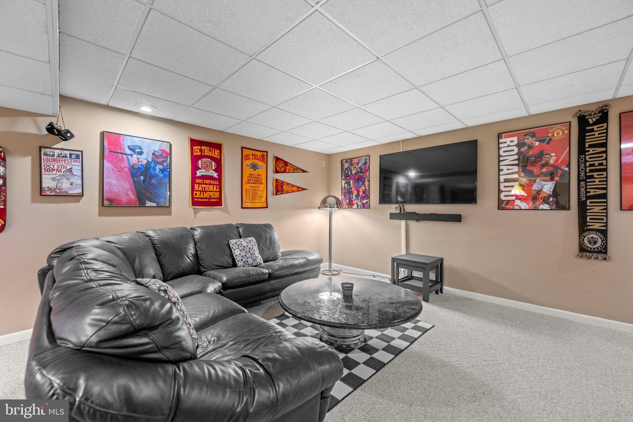 WOODLARK FARM - Residential