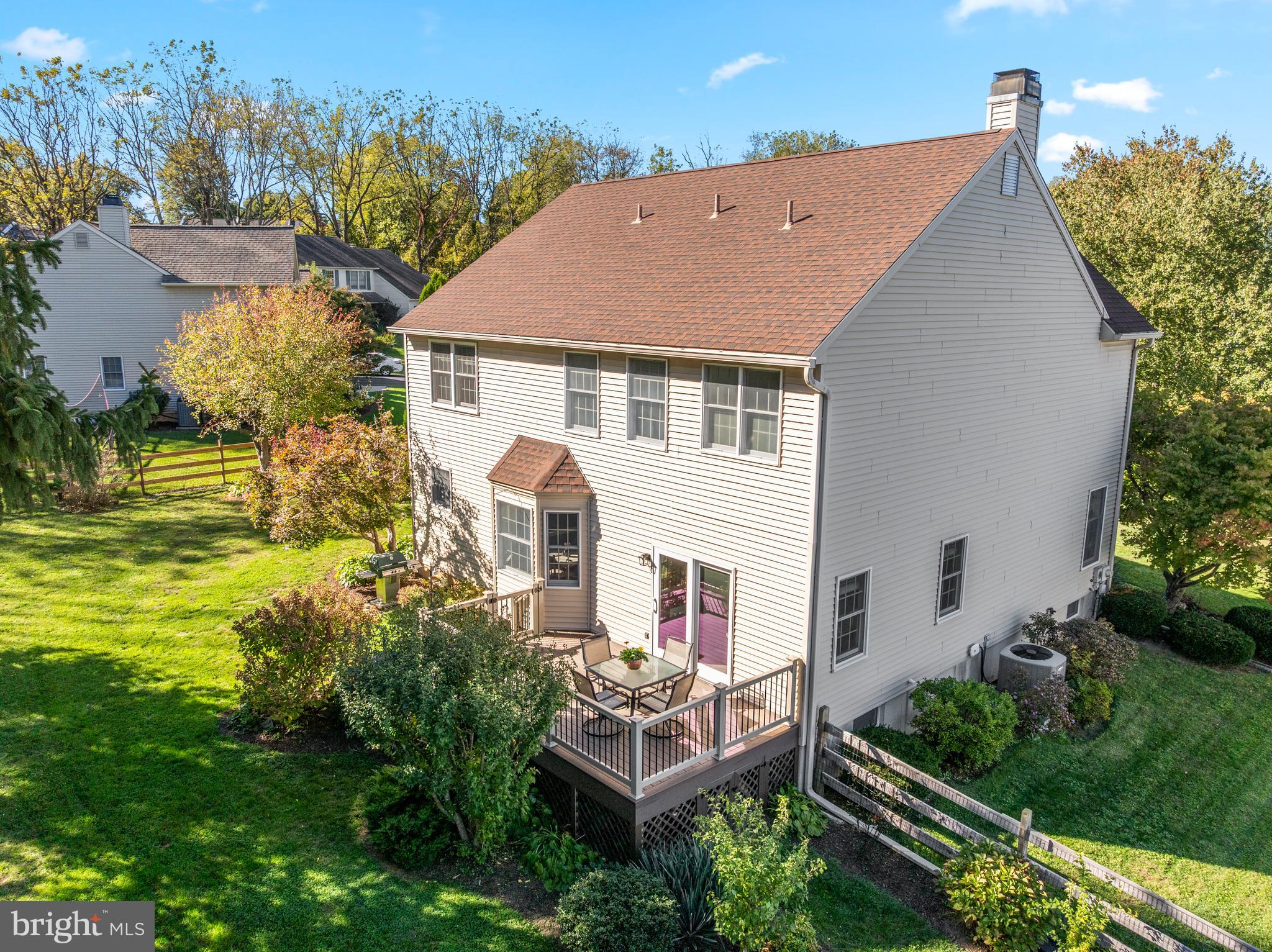 WOODLARK FARM - Residential