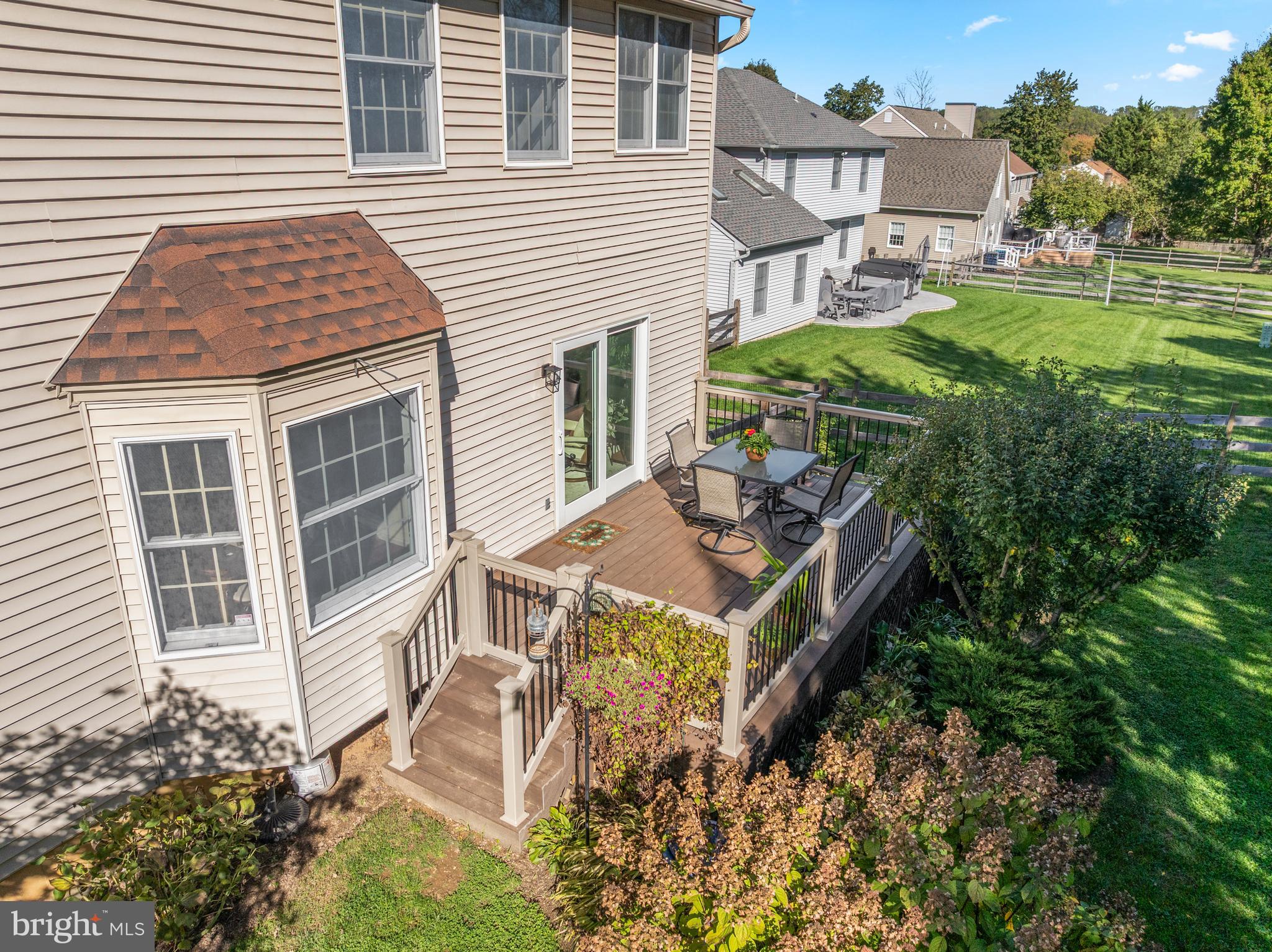 WOODLARK FARM - Residential