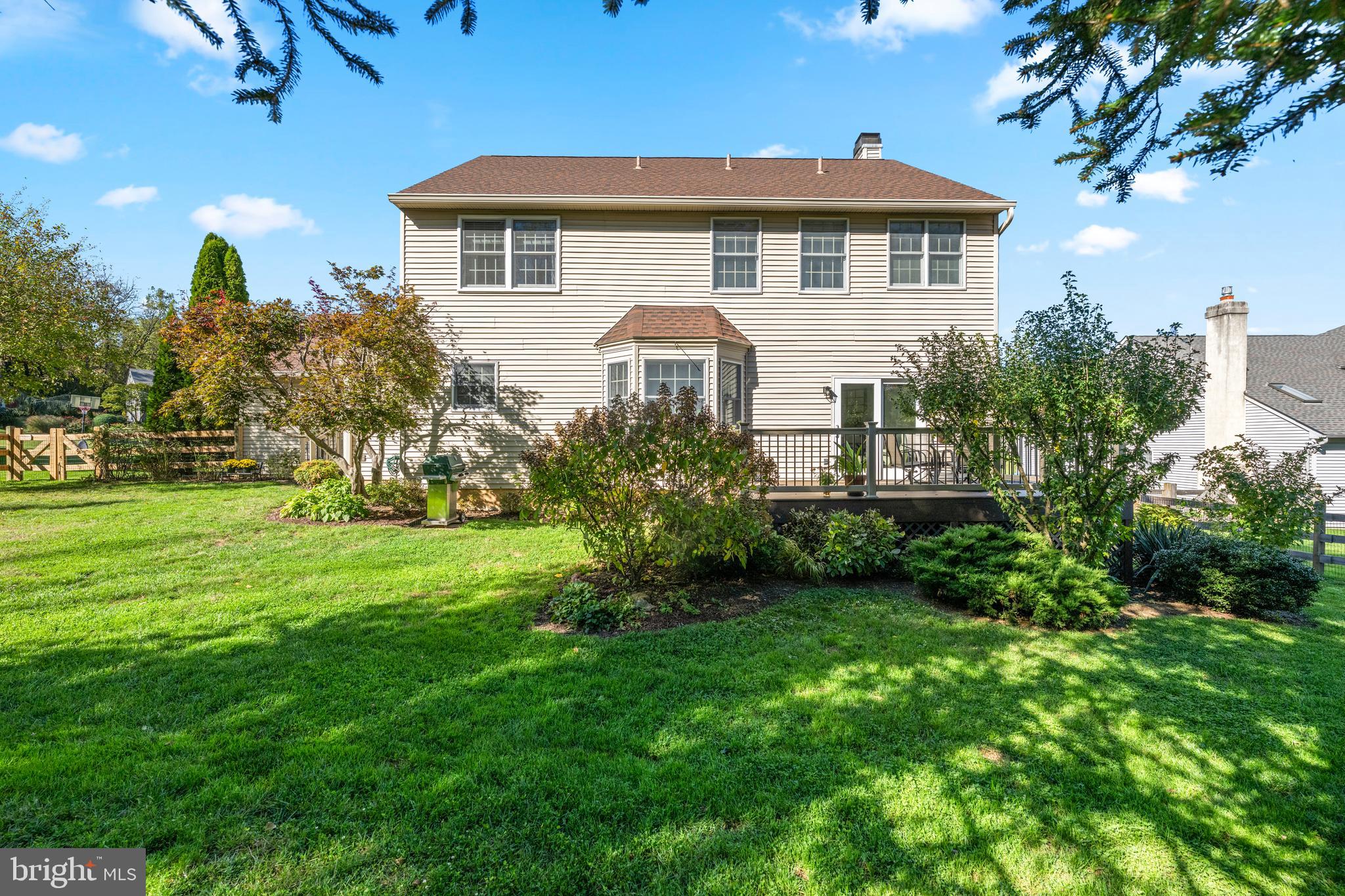 WOODLARK FARM - Residential