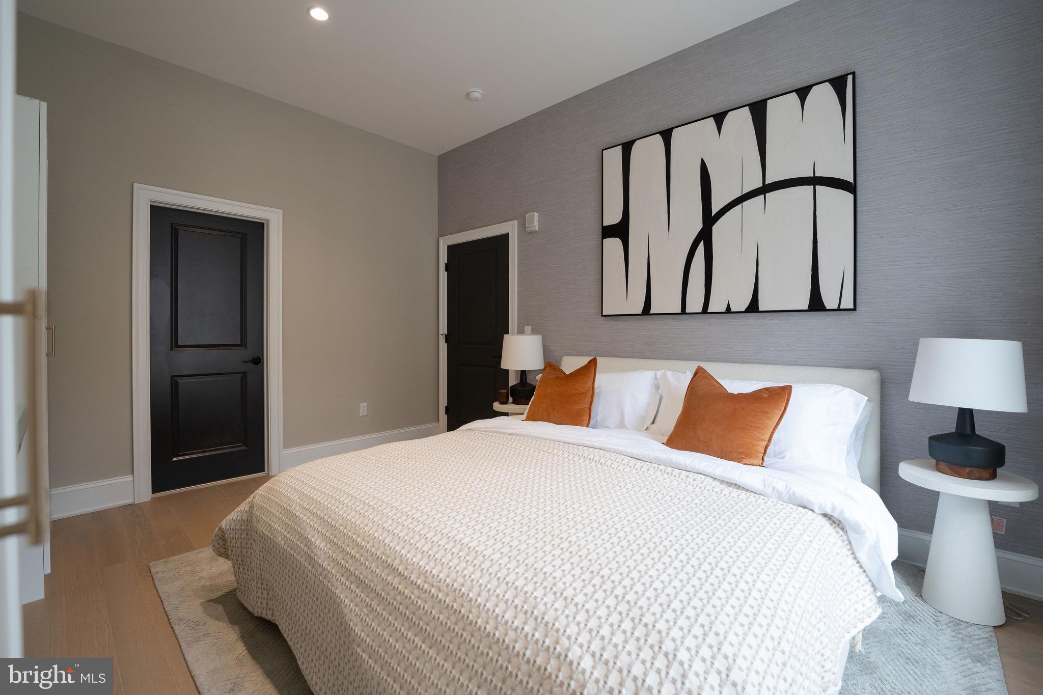 CENTER CITY - Residential Lease