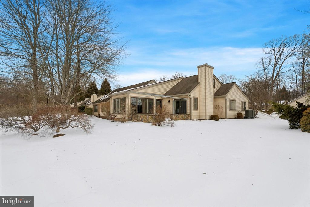 Photo of 975 Kennett Way #975, WEST CHESTER, PA 19380 (MLS # PACT2117154)