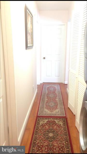 BURGUNDY VILLAGE - Residential