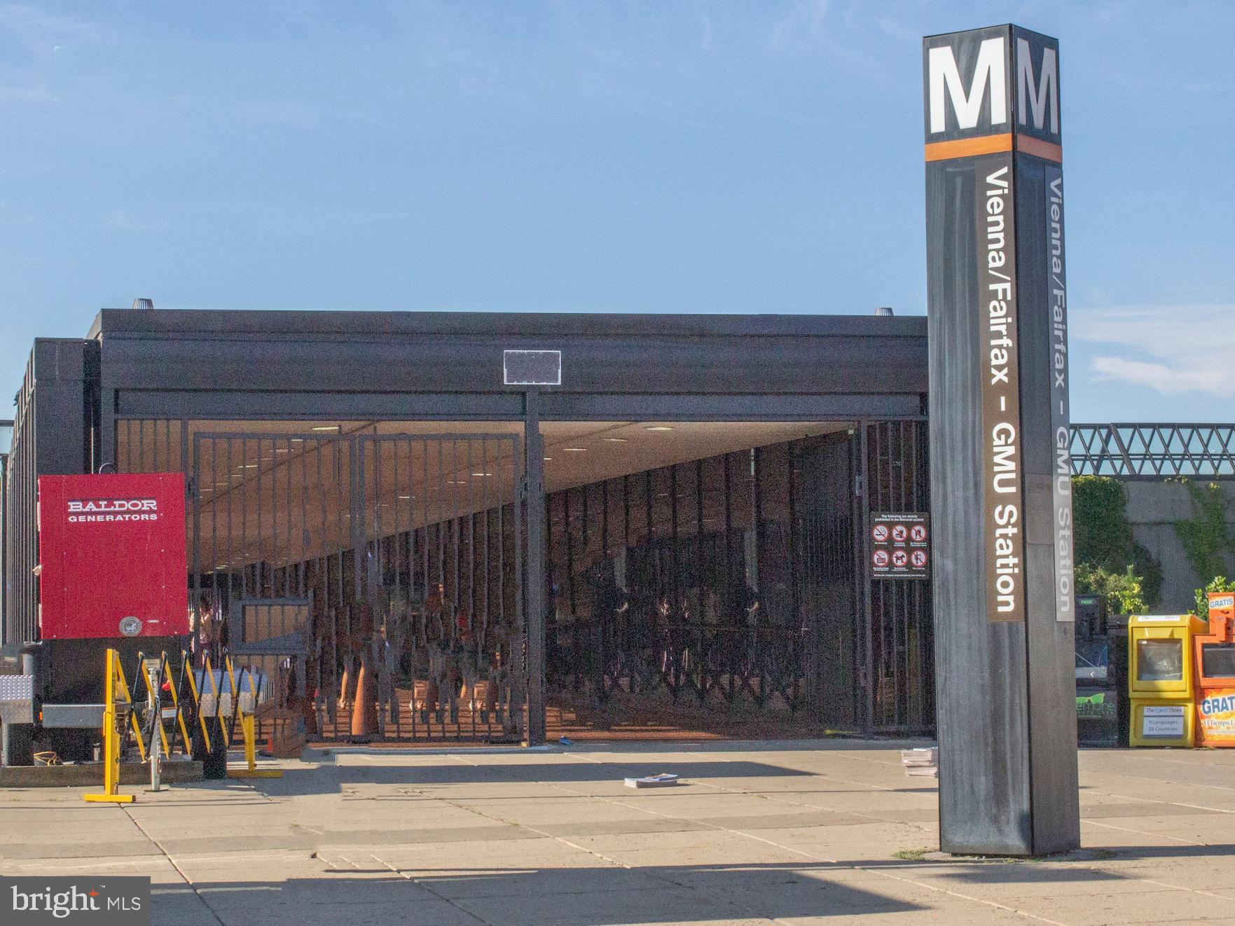 VIENNA WOODS - Residential