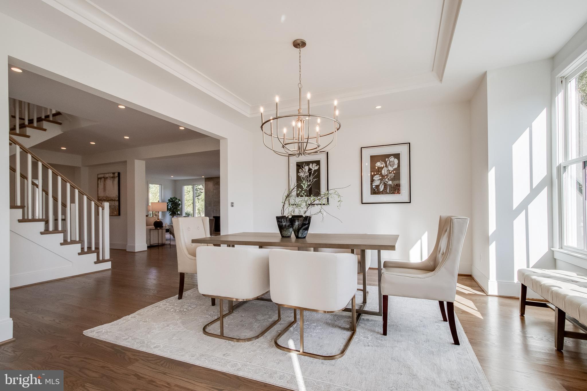 VIENNA WOODS - Residential