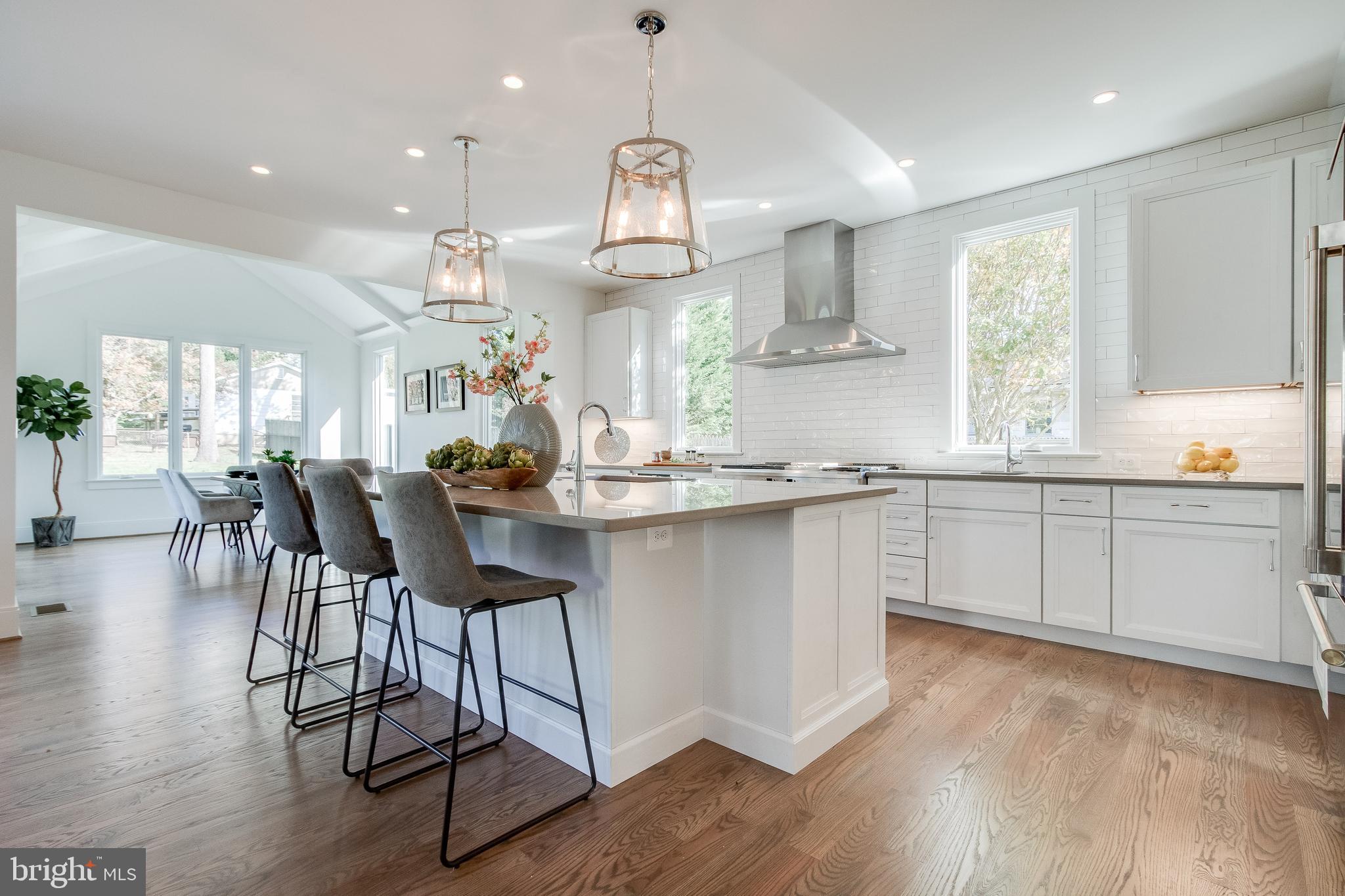 VIENNA WOODS - Residential