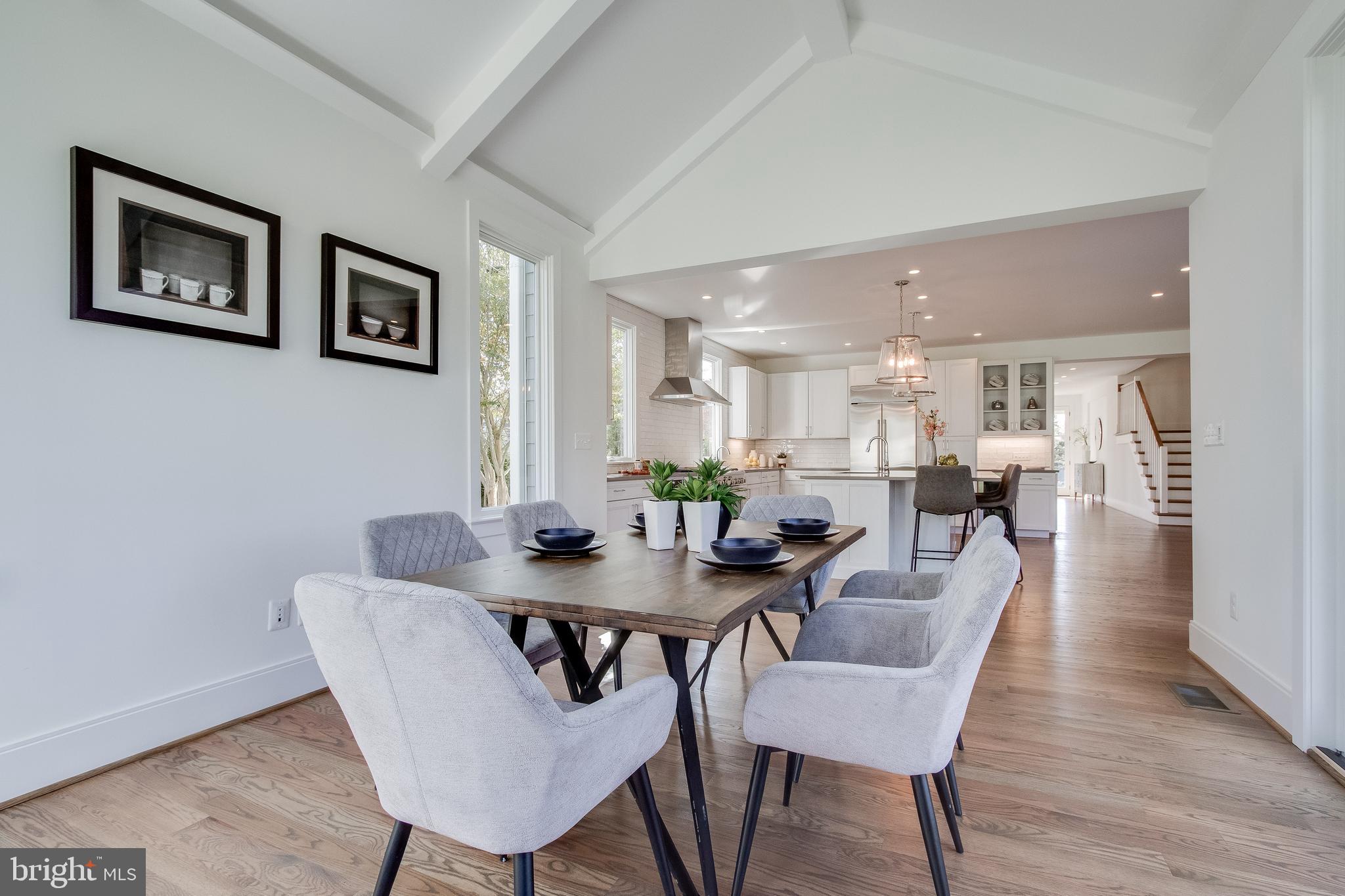 VIENNA WOODS - Residential