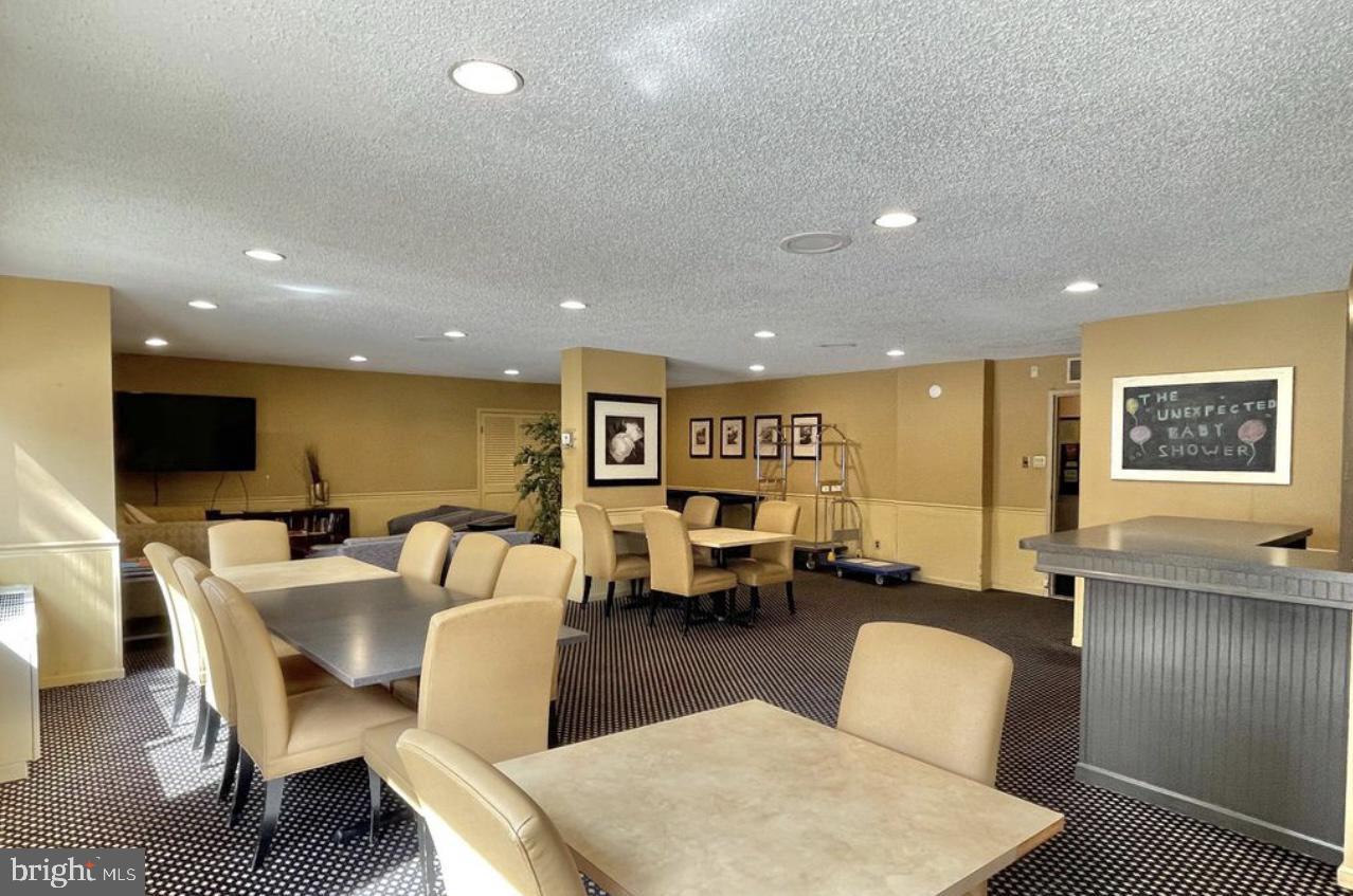 THE FORUM - Residential