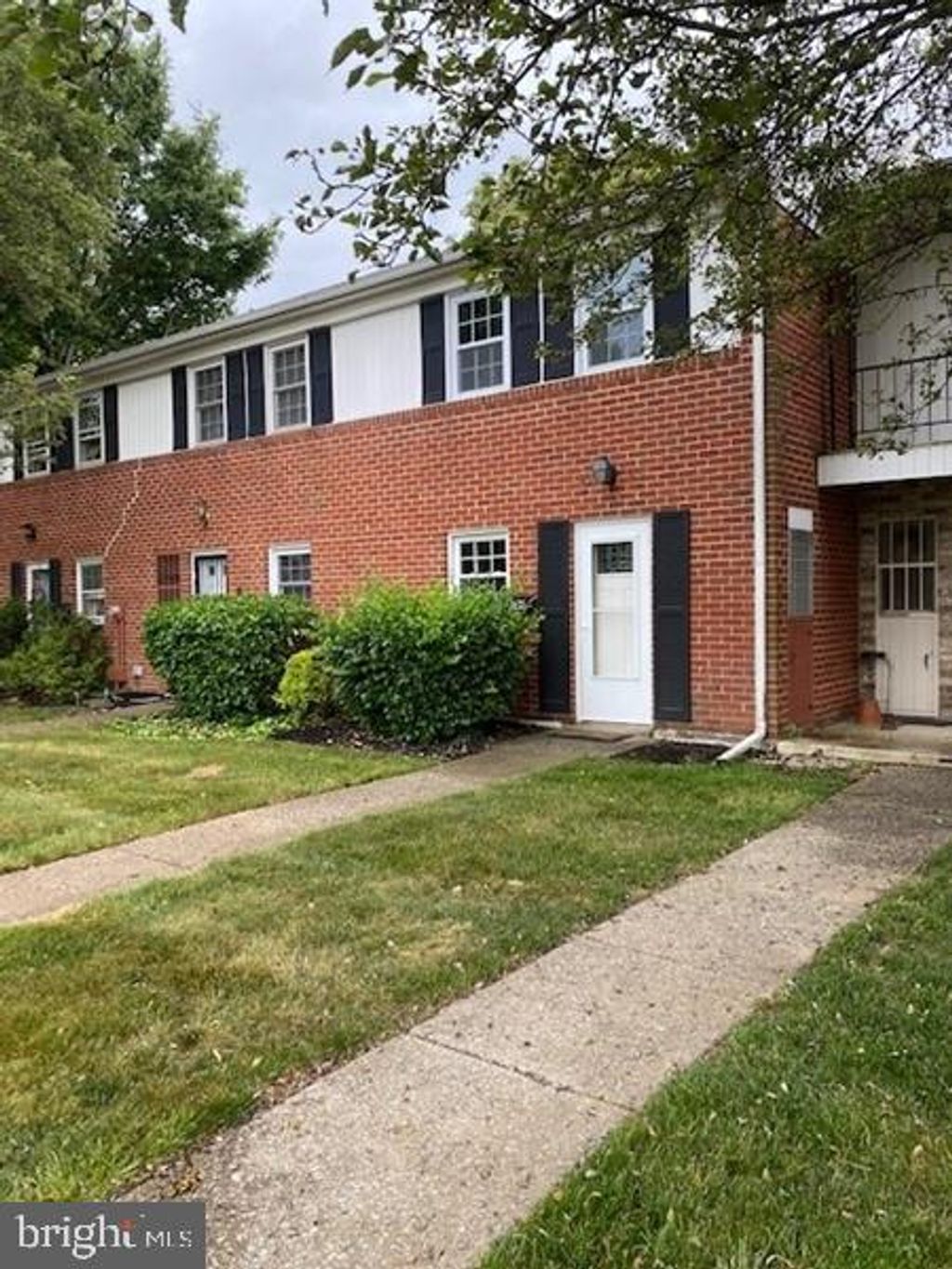 Photo of 754 Colony Drive, YORK, PA 17404 (MLS # PAYK2088072)