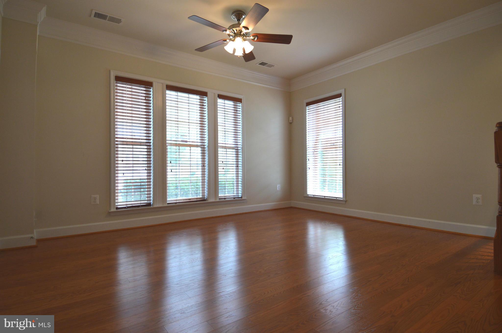 POTOMAC CLUB - Residential Lease