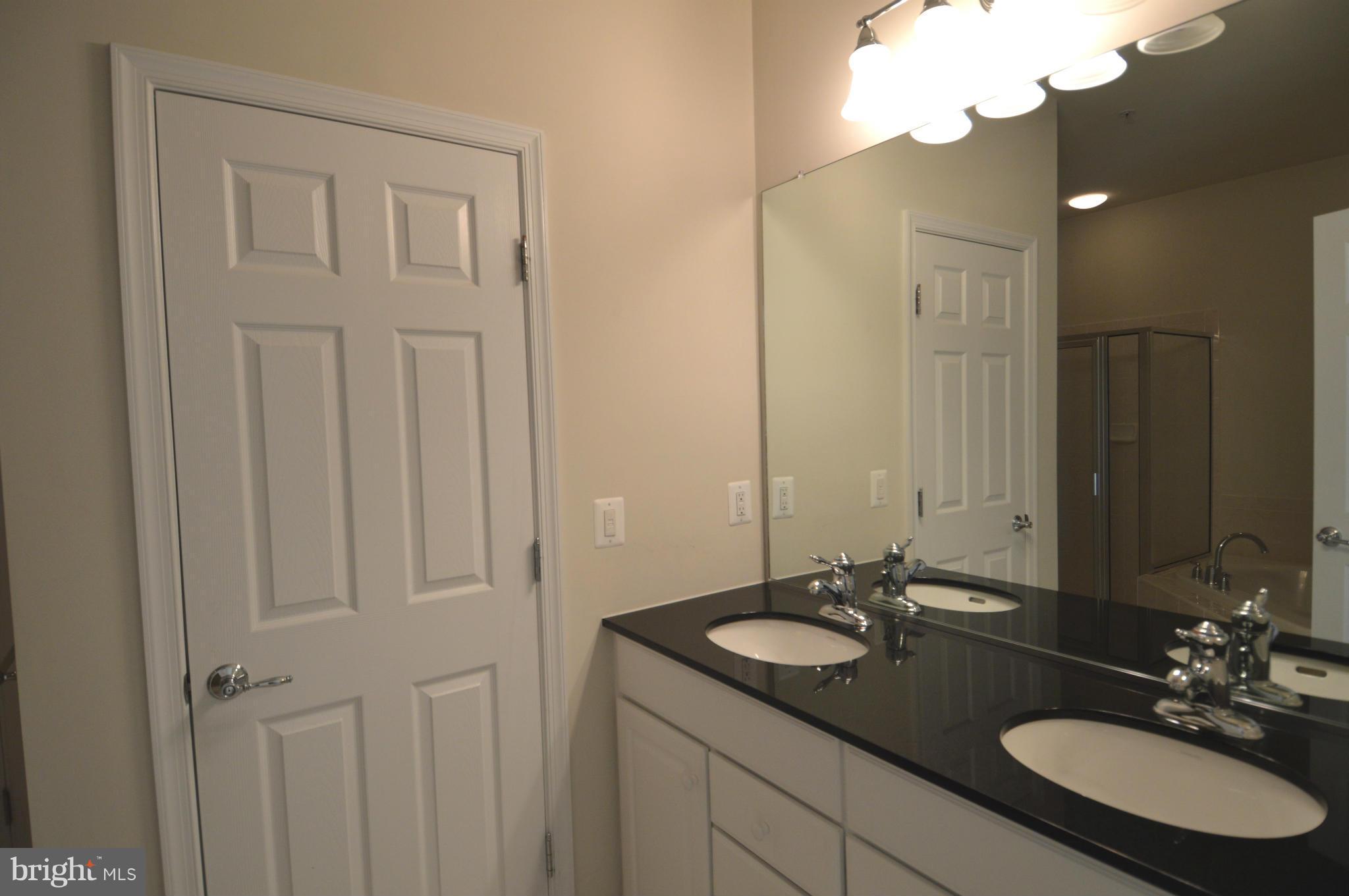 POTOMAC CLUB - Residential Lease