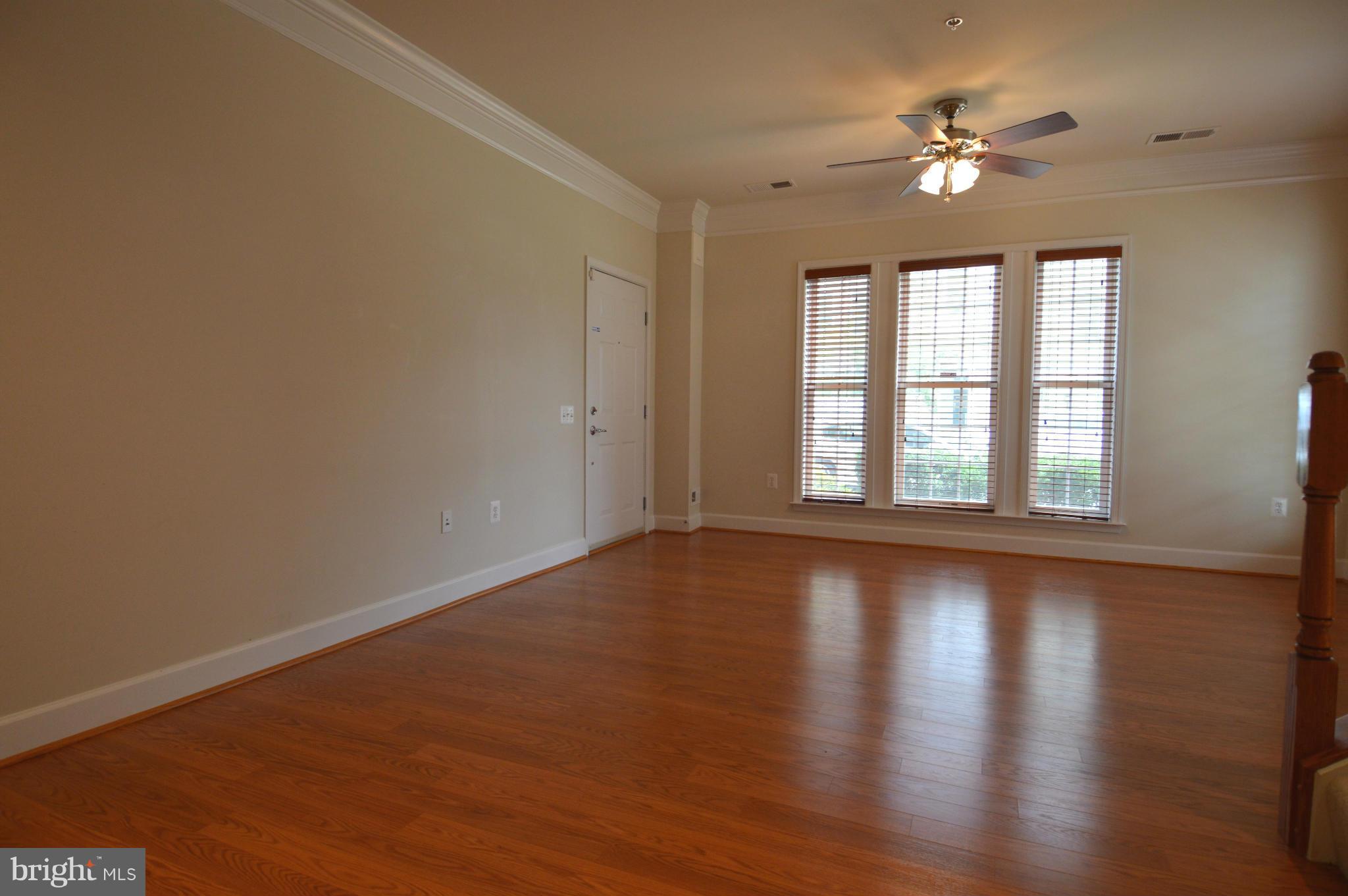 POTOMAC CLUB - Residential Lease