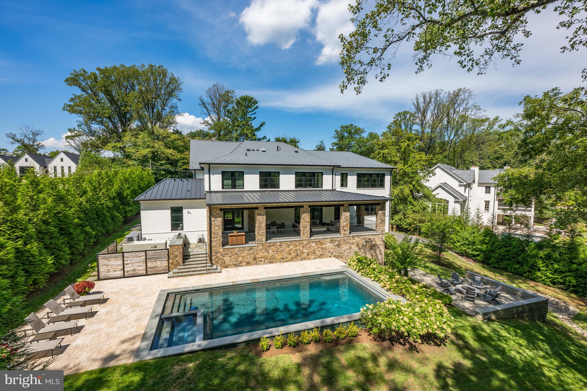 LANGLEY HILL - Residential