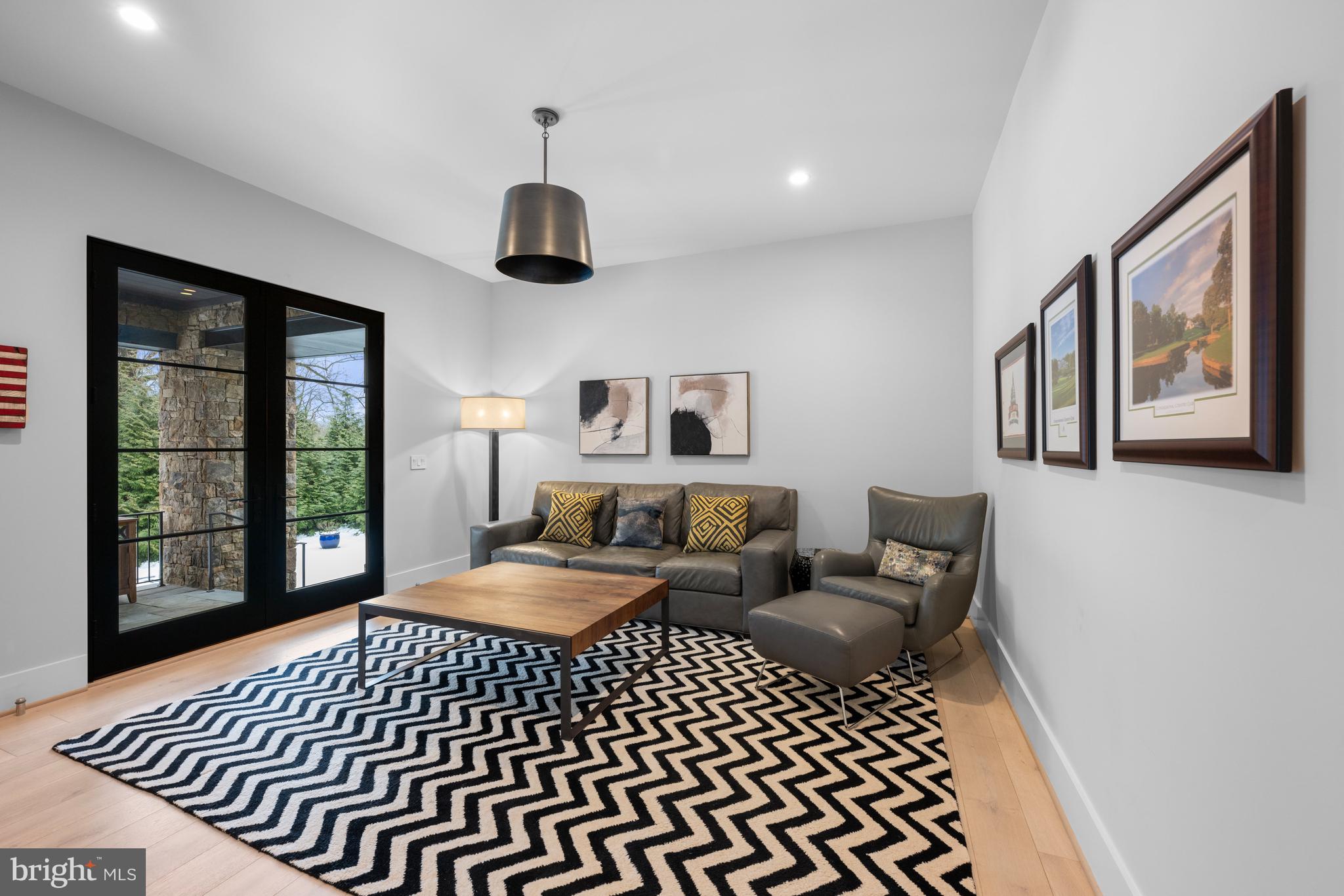 LANGLEY HILL - Residential