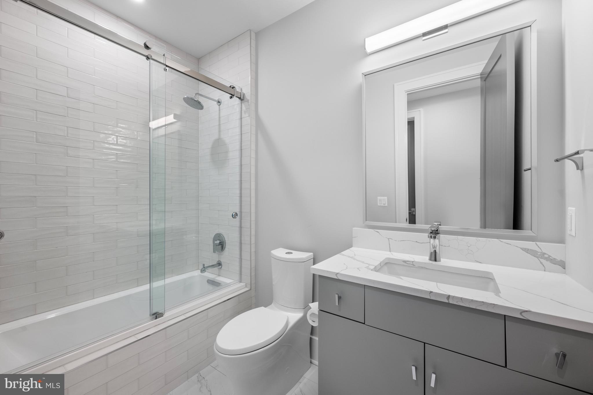 LANGLEY HILL - Residential