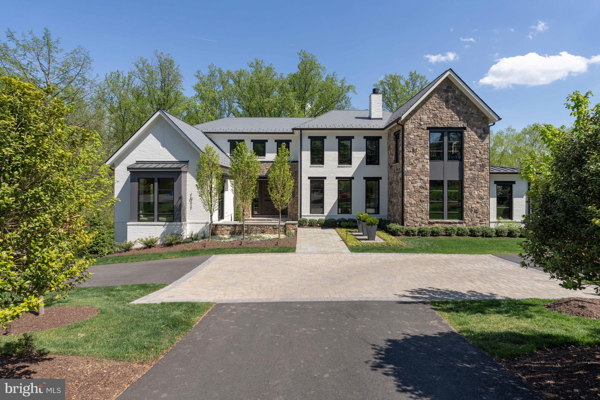 1011 LANGLEY HILL DRIVE
